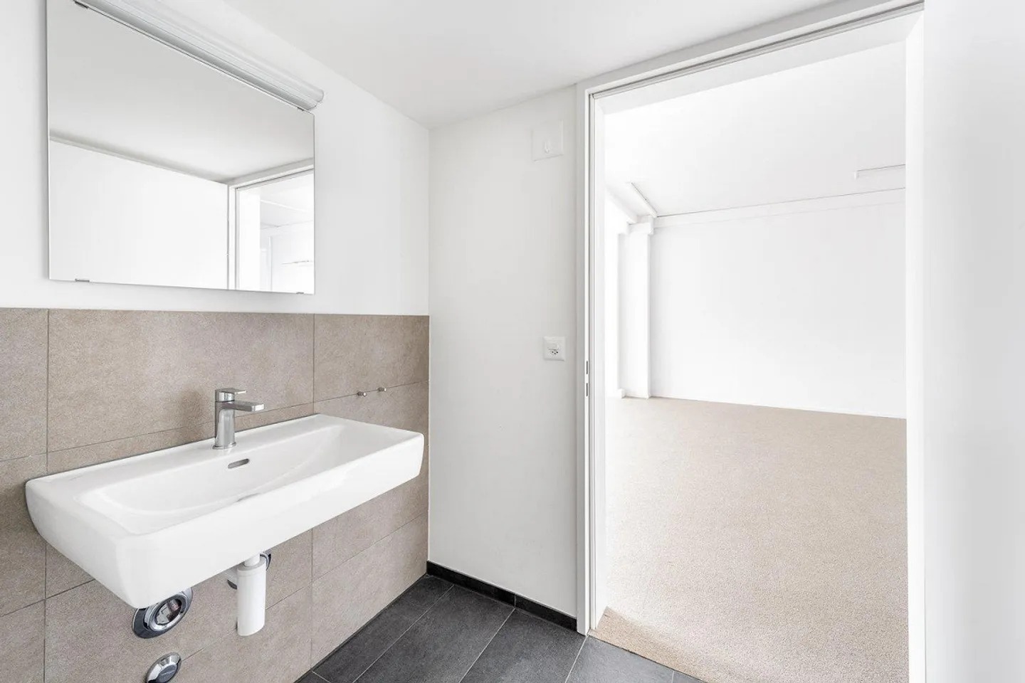 Renovated space in prime location! - Photo 6 of 8