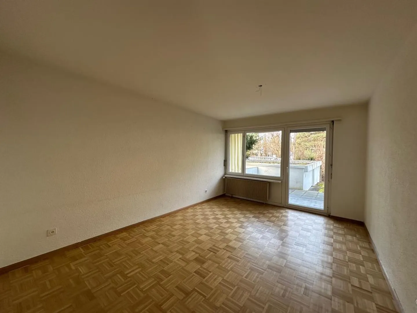 Bright apartment with garden seating area near the village square - Photo 4 of 7