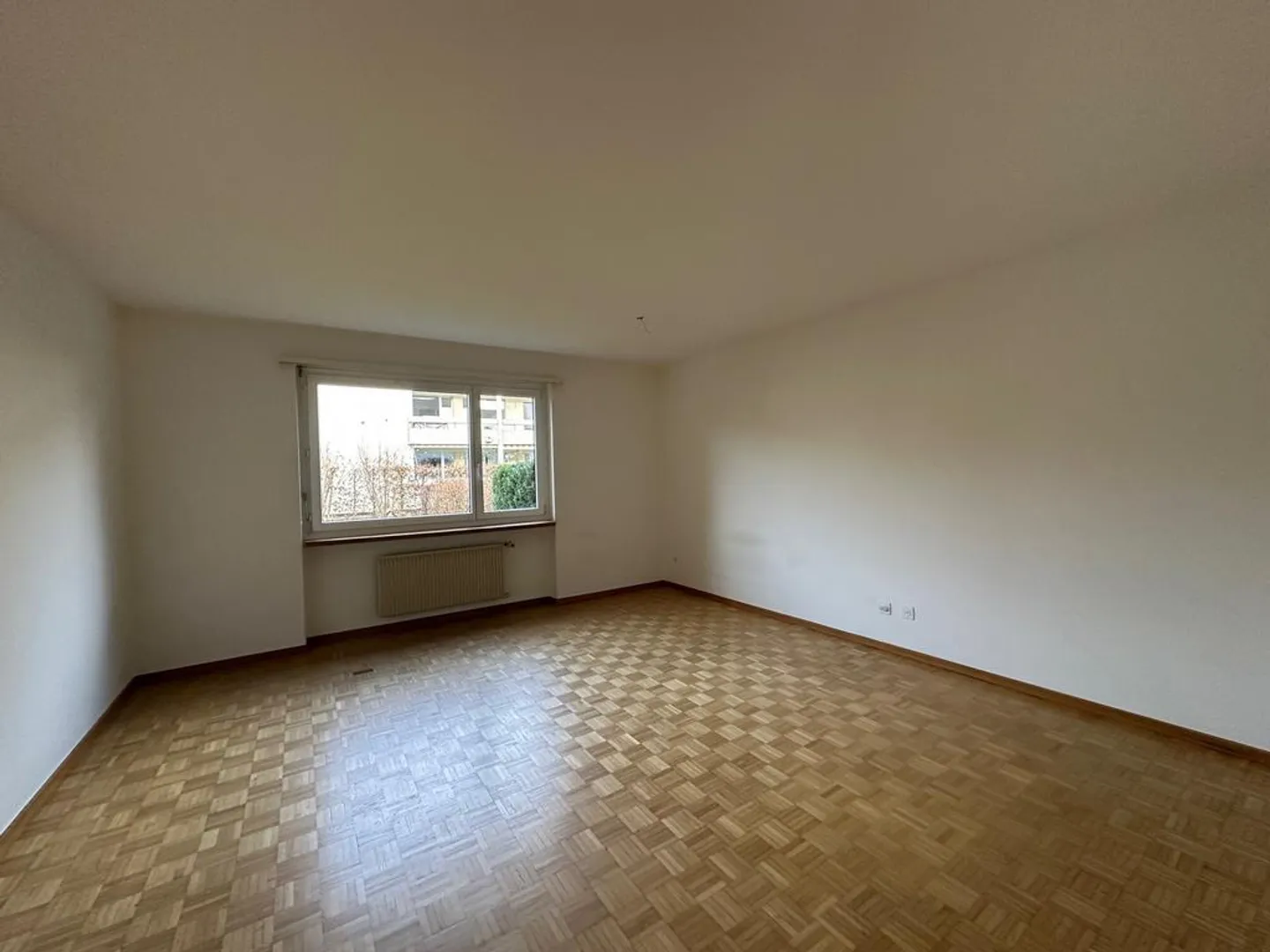 Bright apartment with garden seating area near the village square - Photo 5 of 7