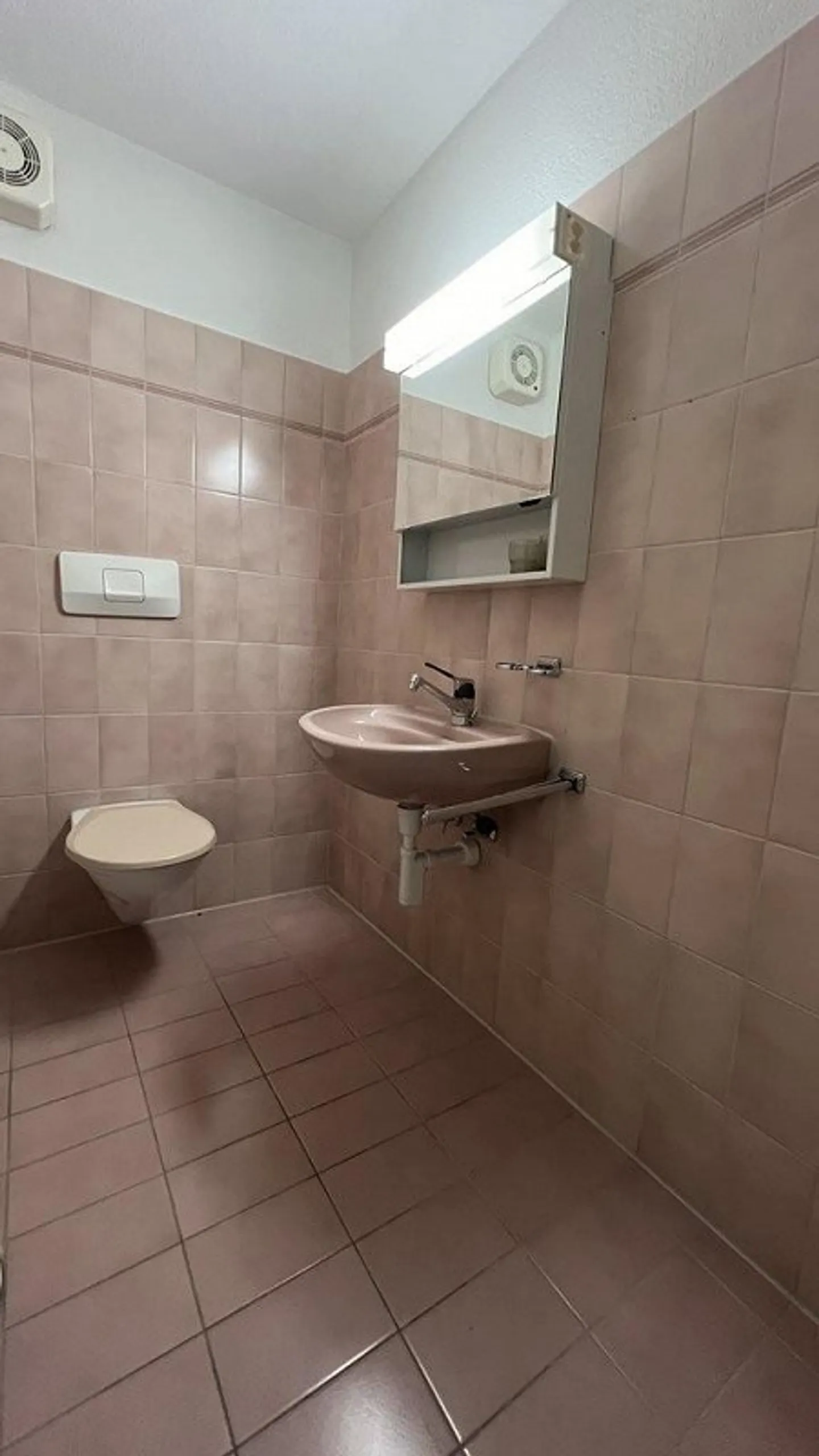 L'appartamento cerca un nuovo inquilino. - Foto 5 di 10