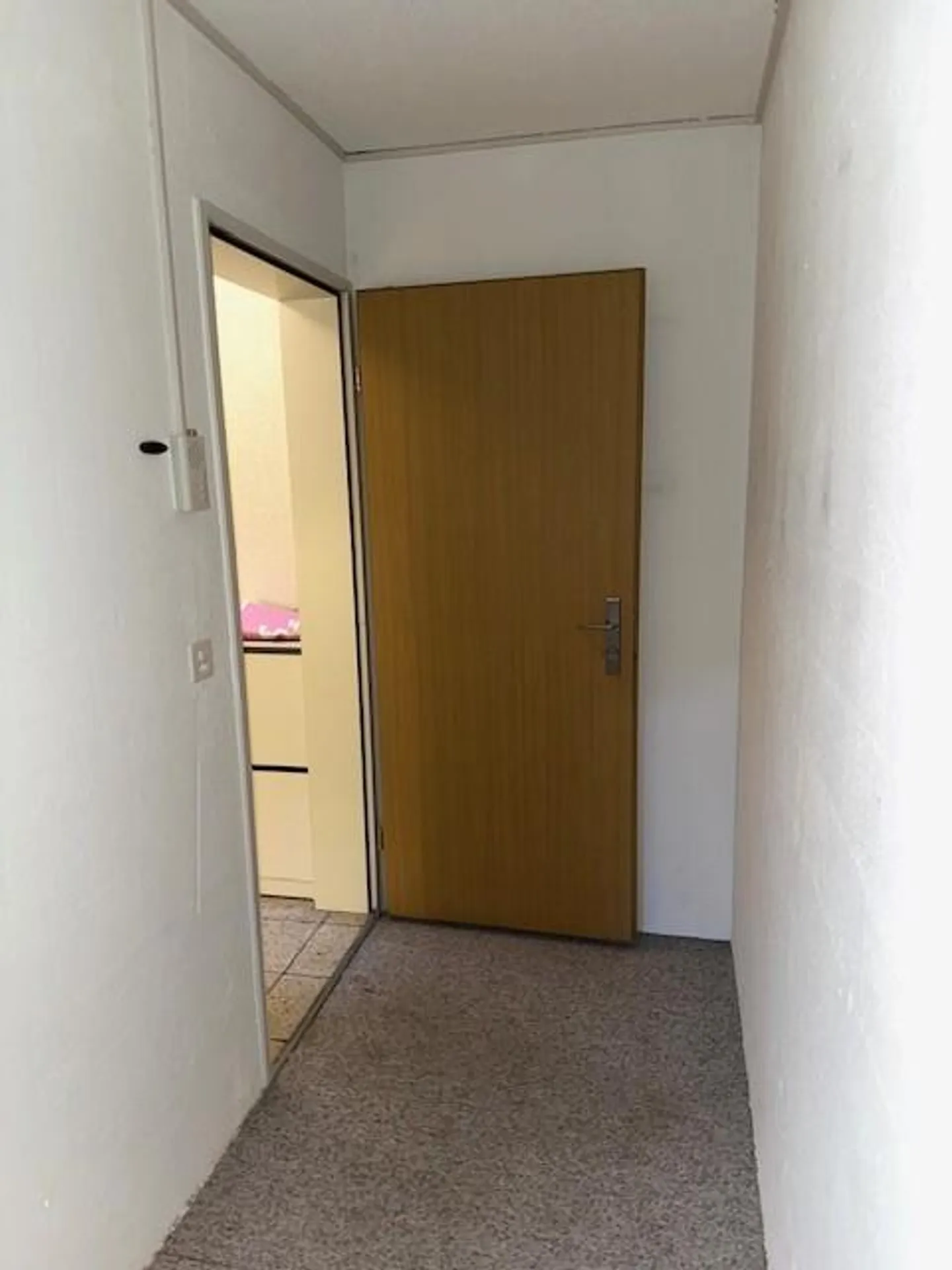 Stanza per hobby disponibile - Foto 6 di 7