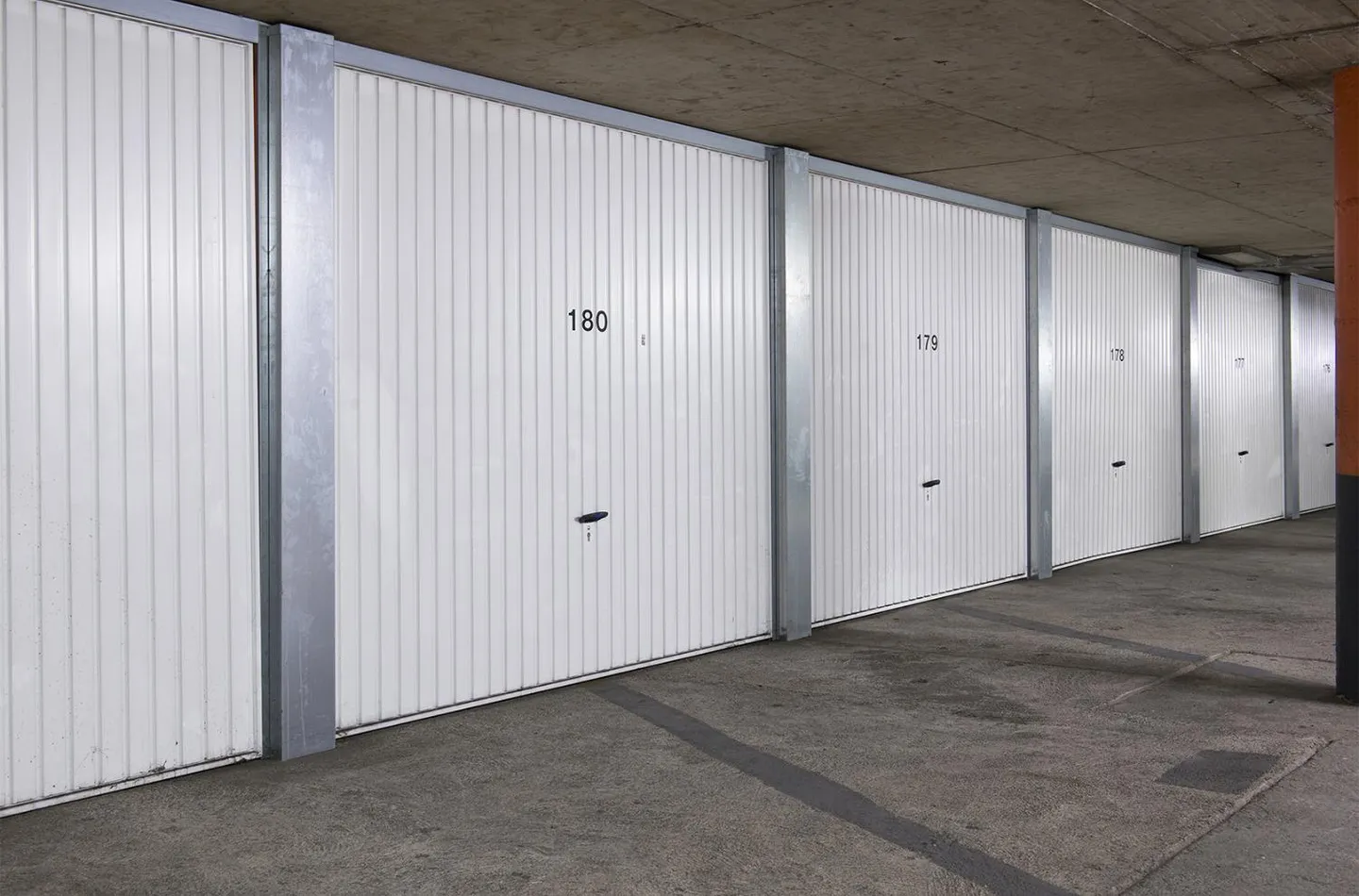 Unterirdischer Platz 1 Zimmer - Foto 7 von 7