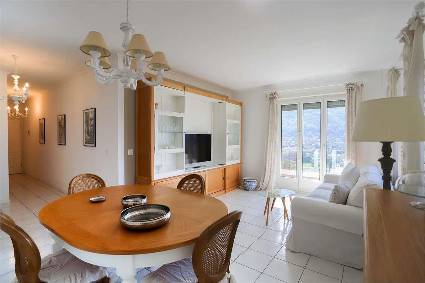 Bright Apartment with Panoramic View - Porza - Photo 5 of 13