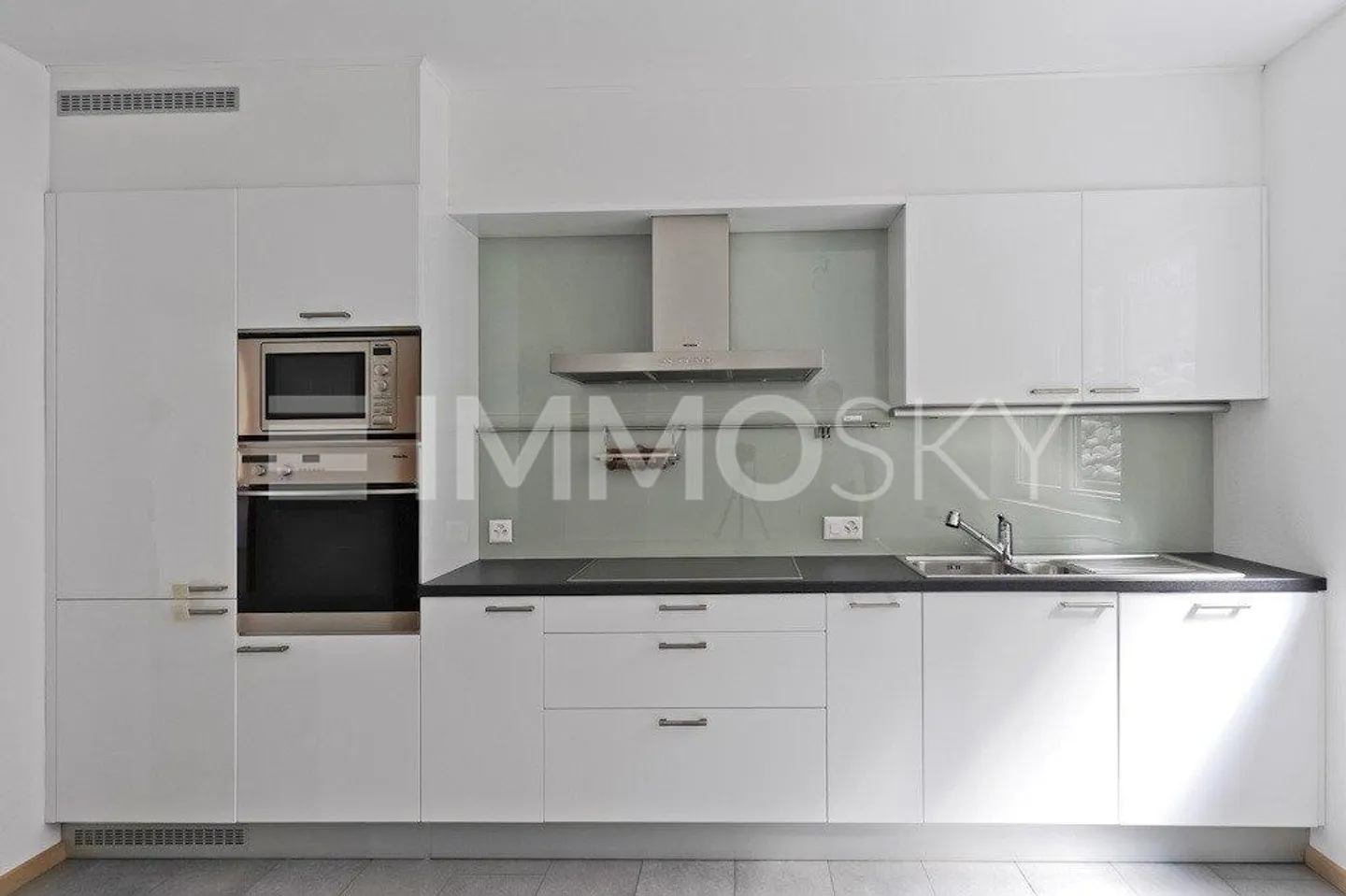 Ampio e luminoso - Foto 3 di 5