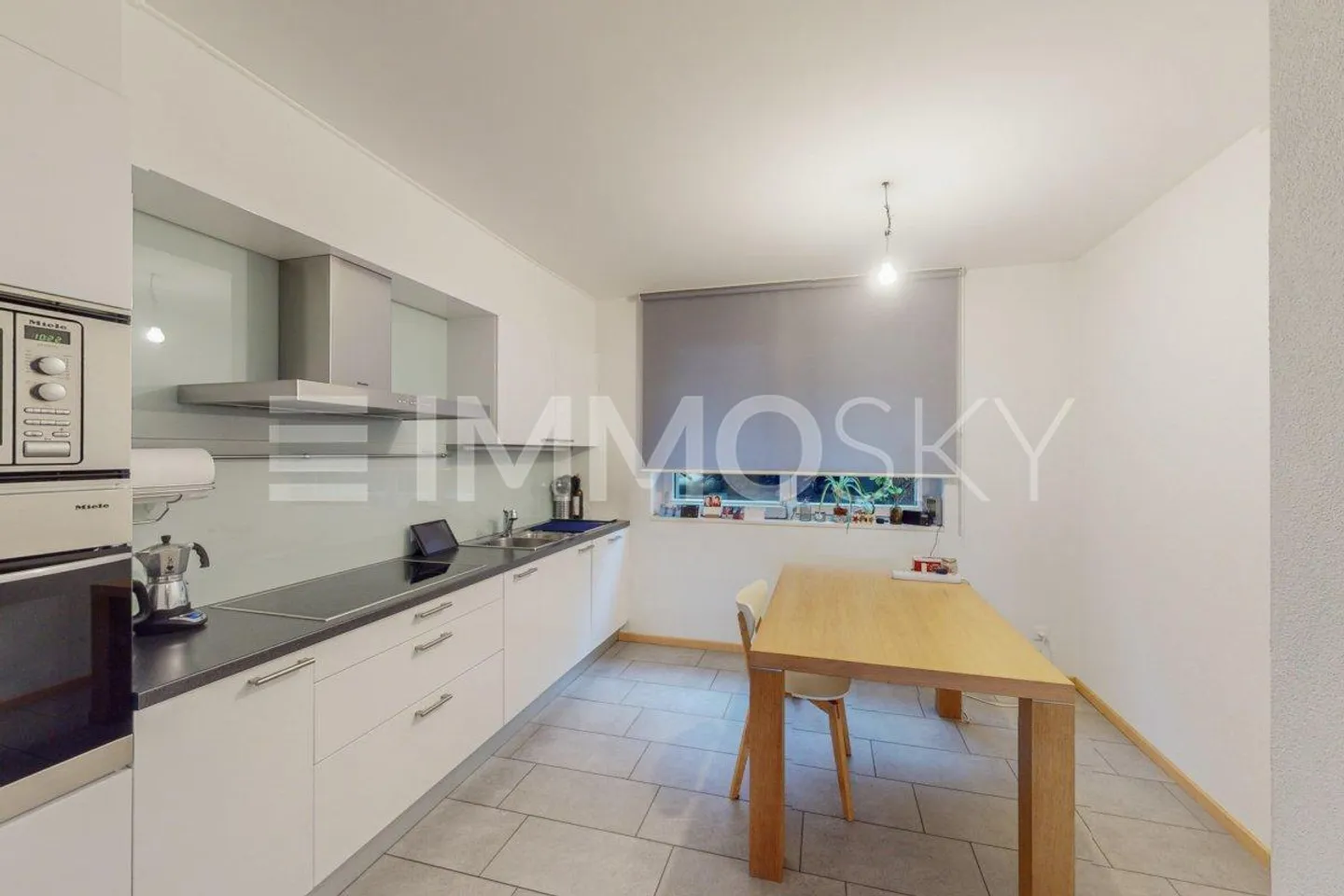 Ampio e luminoso - Foto 4 di 5