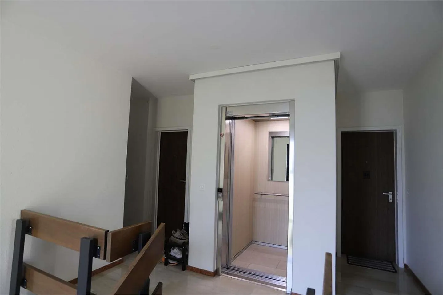 Bright Apartment with Panoramic View - Porza - Photo 12 of 13