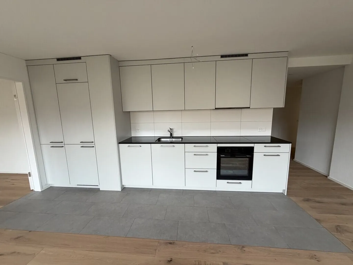 Recentemente ristrutturato e elegantemente ridisegnato - vivere come in un nuovo edificio! - Foto 4 di 7