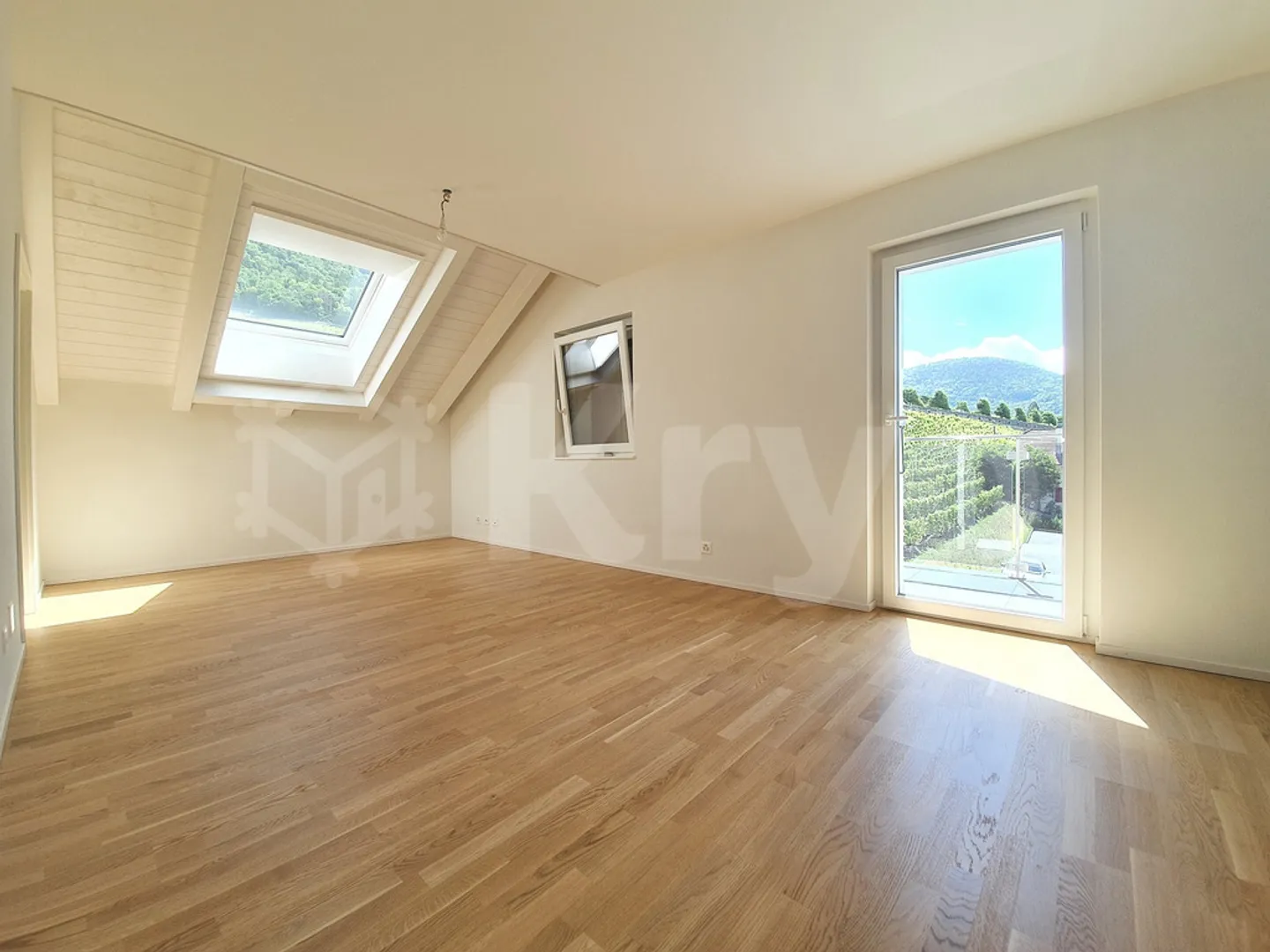 PROPRIETÀ ECCEZIONALE! MAGNIFICO APPARTAMENTO DUPLEX DI 8,5 STANZE - Foto 7 di 12