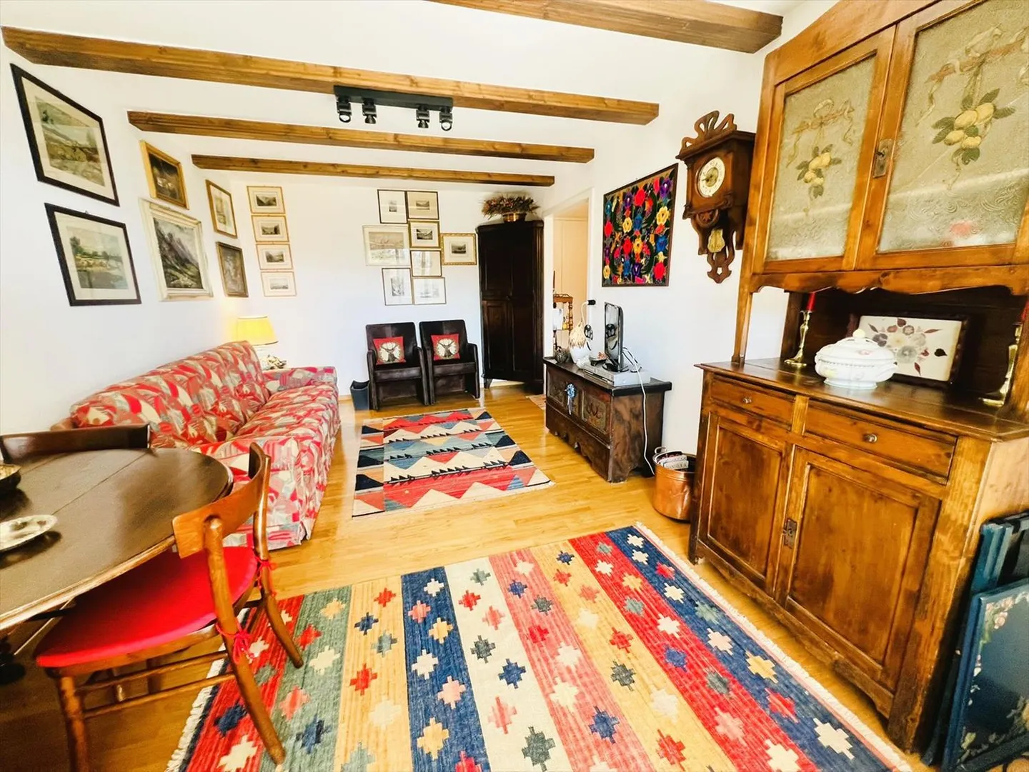 Geräumig und hell, 3.5 Zimmer renoviert - Magnifique Aussicht - Sehr gut gelegen - Ruhige Lage - Foto 4 von 15