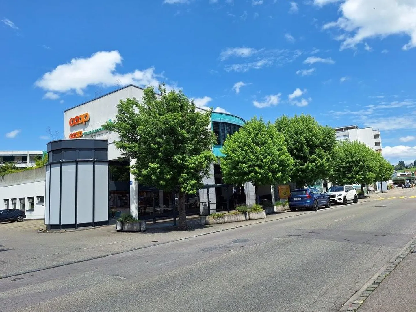 Attractive commercial space in a central location - Photo 1 of 10