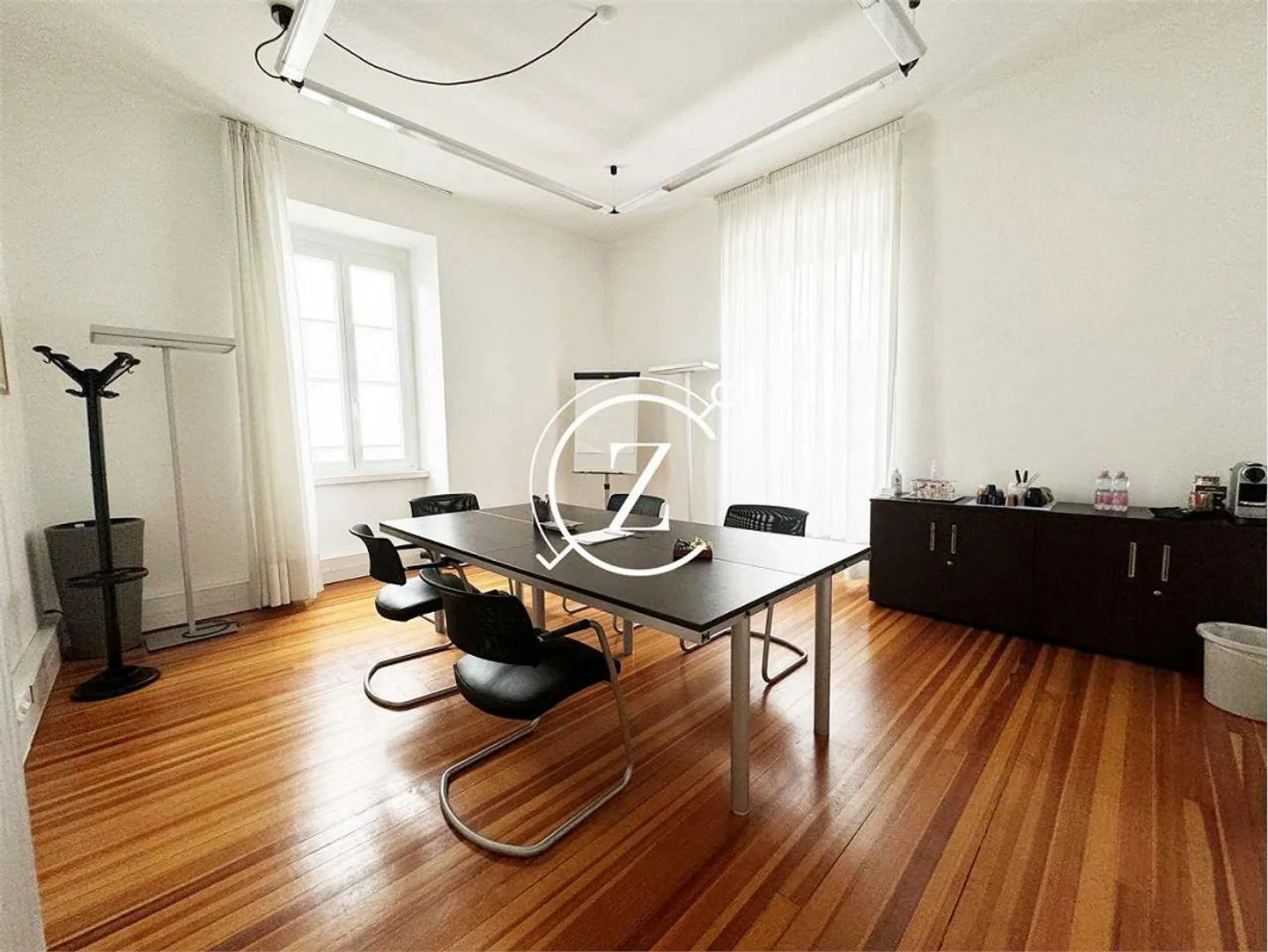 Bureau spacieux et lumineux au centre de Lugano - Photo 2 sur 5