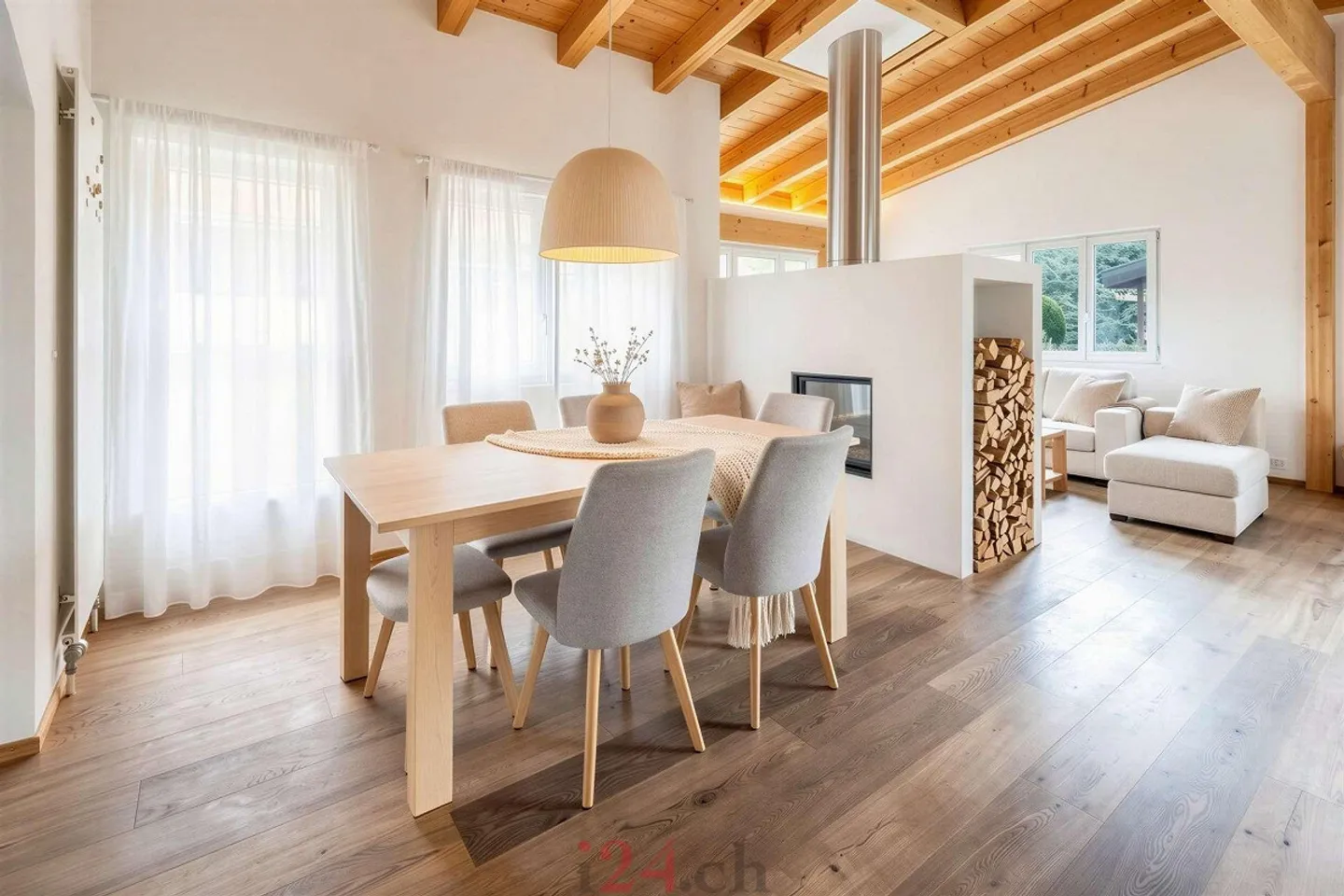 5.5-Room Single Family House with Fireplace, Modern Kitchen and Surrounding Garden - Photo 5 of 18