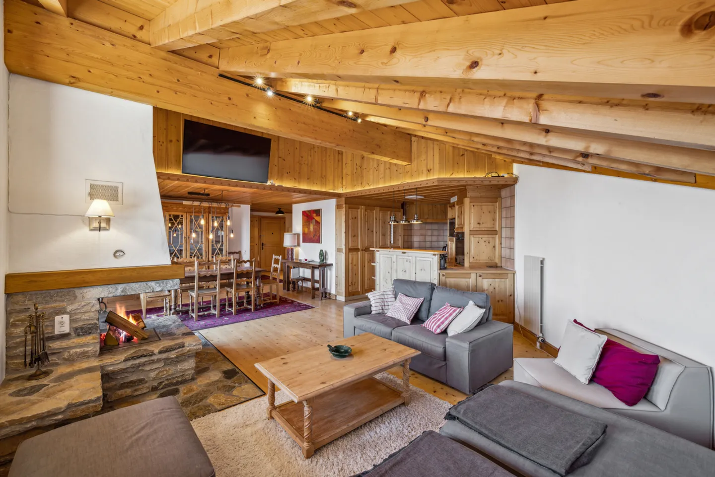 Appartamento in vendita - Foto 5 di 18