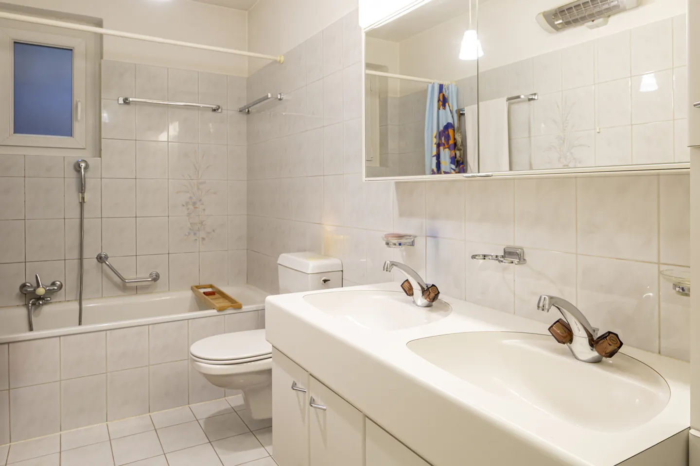 Mediterranean Atmosphere - Photo 6 of 7