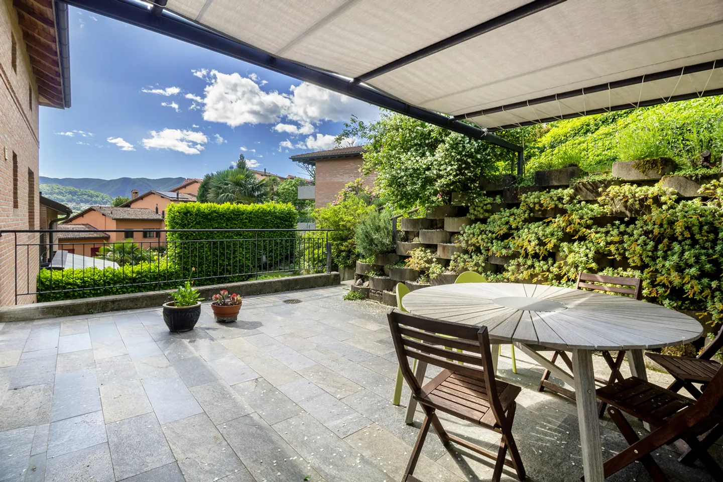 Einfamilienhaus mit privatem Garten und ruhiger Lage - Foto 8 von 10