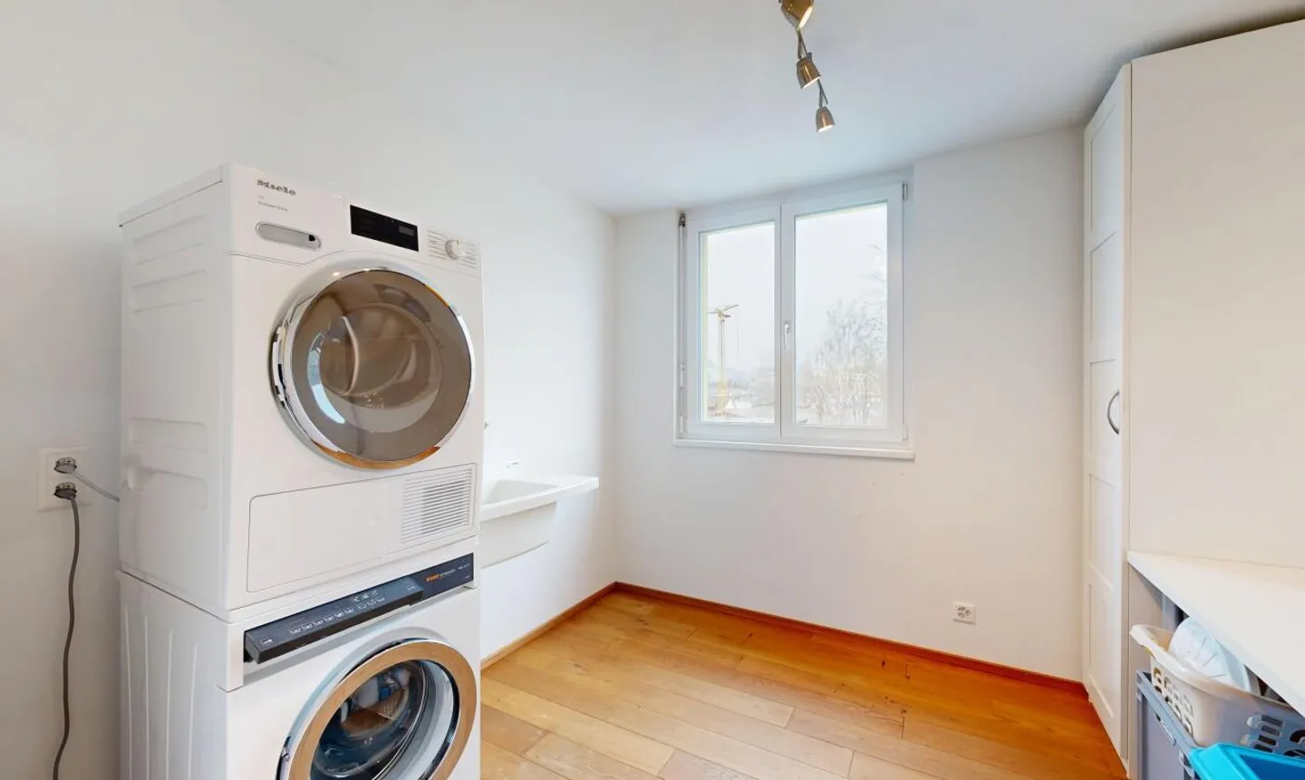 Einzigartige Immobilie mit Wohnhaus und Werkstatt in Gelterkinden - Foto 11 von 13