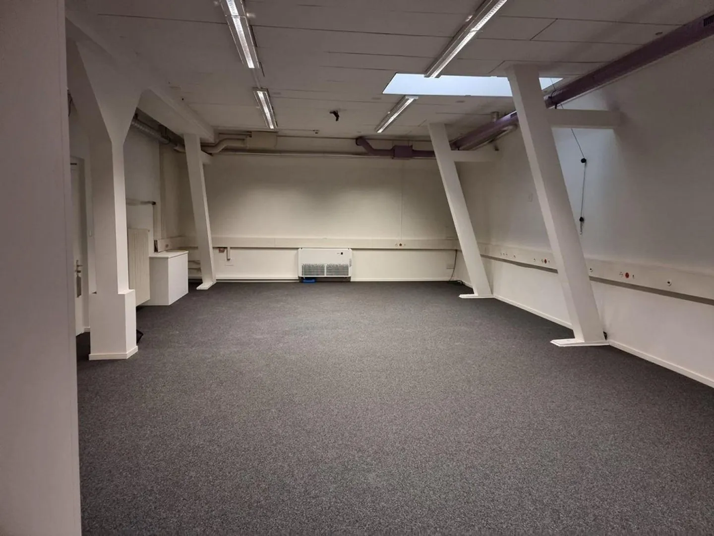 Stanza di circa 78 m2 in affitto a Neuchâtel - Foto 3 di 10