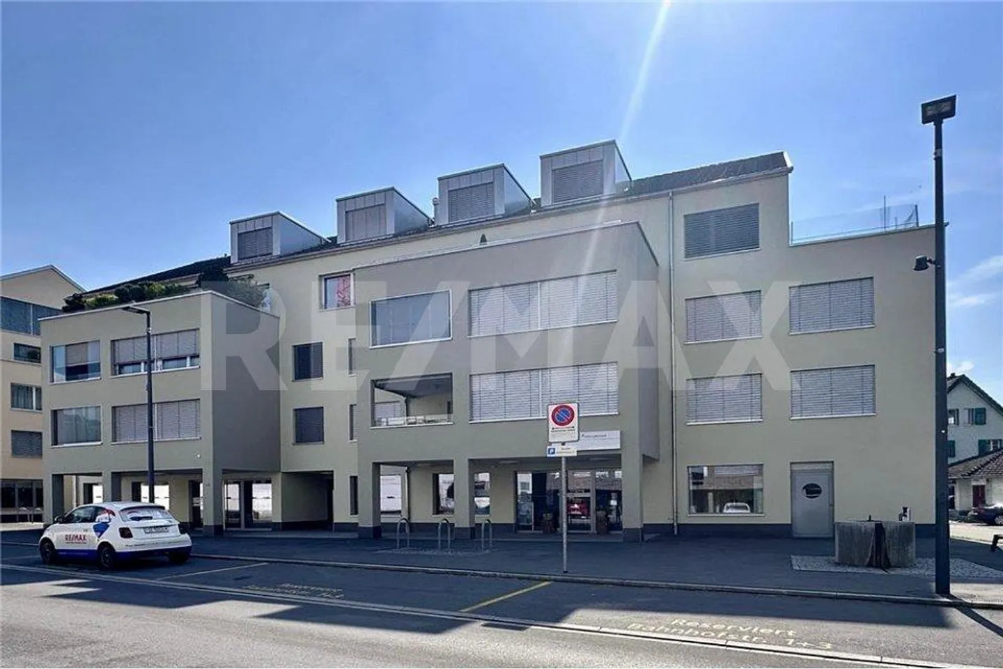 Bellissimo appartamento in affitto di 3,5 locali nel cuore di Siebnen! - Foto 3 di 13