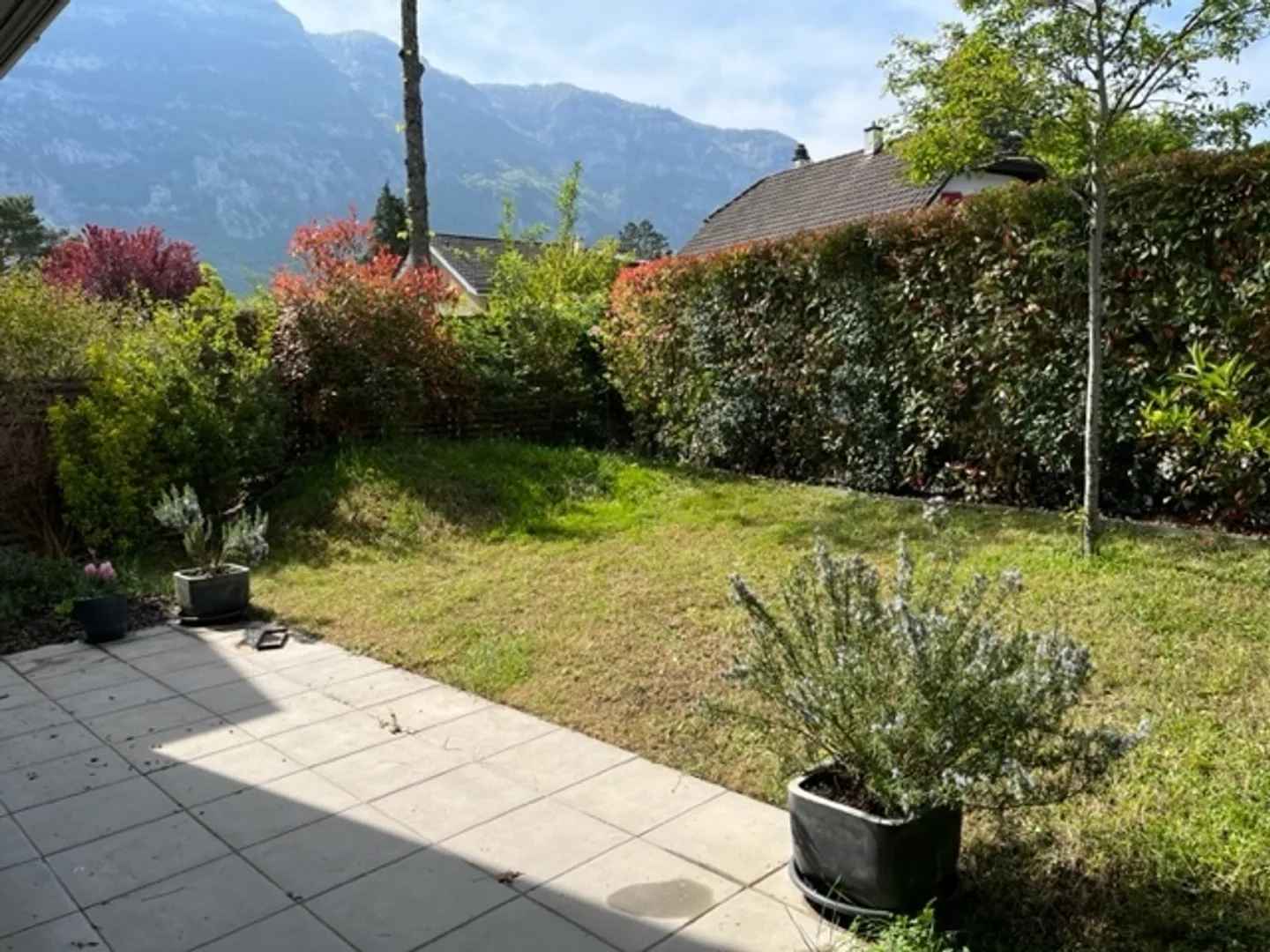 Modernes möbliertes Haus in Veyrier - Foto 2 von 13