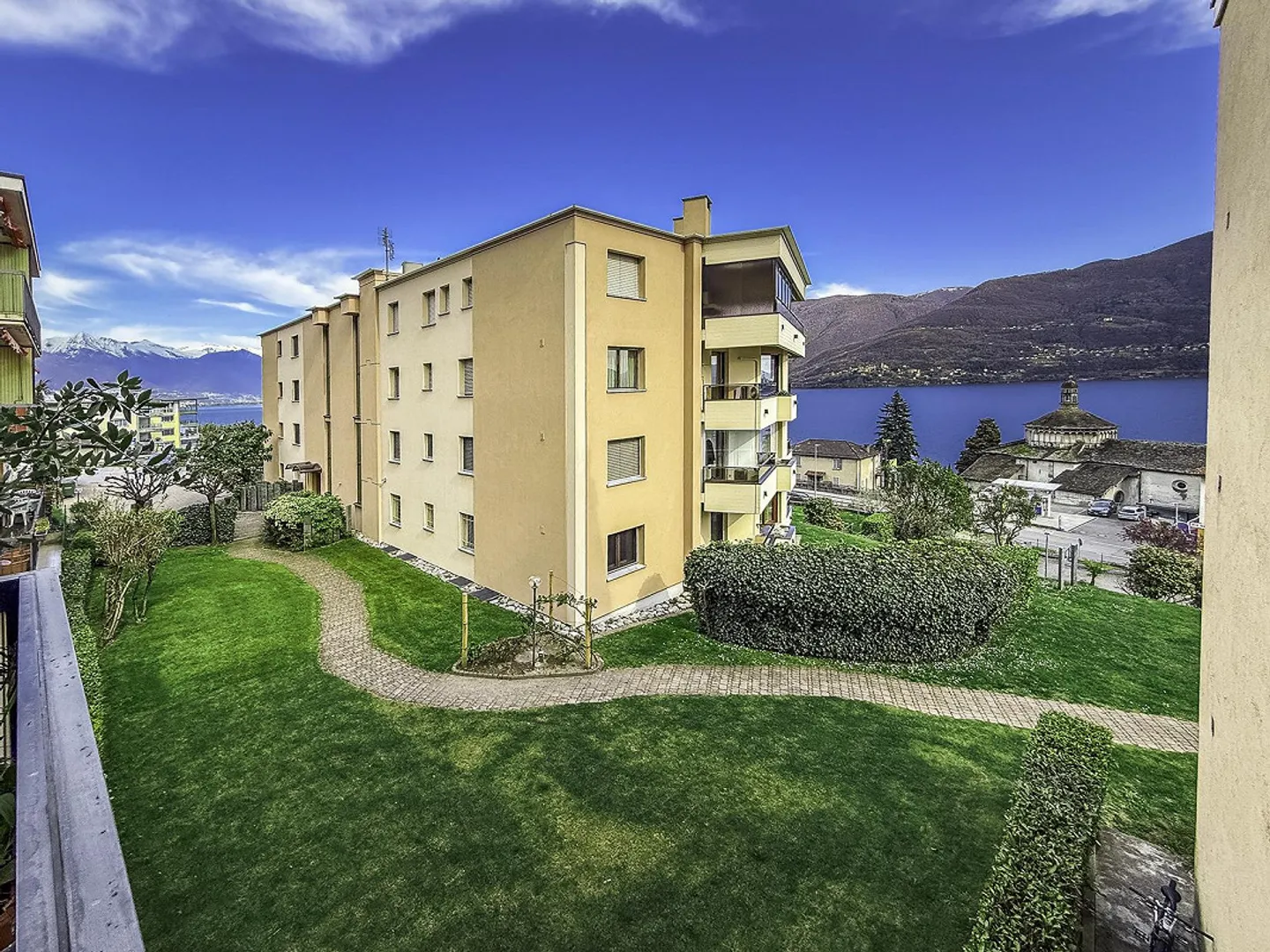 Residenza primaria - Prezzo molto interessante - 3.5 locali con vista lago laterale - Foto 6 di 16