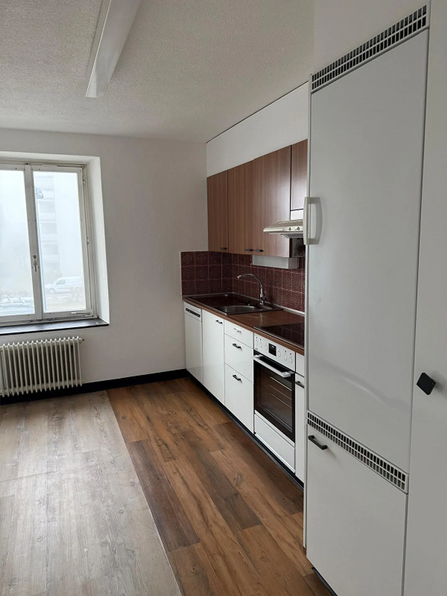 Logement temporaire - Appartement ancien de 4,0 pièces - Photo 5 sur 5