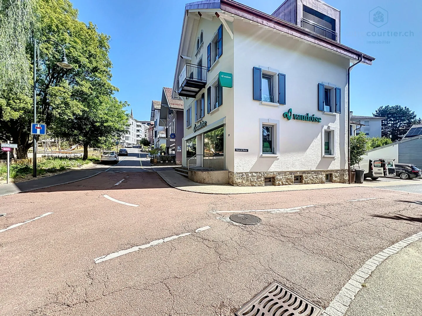 Edificio residenziale - Foto 4 di 24