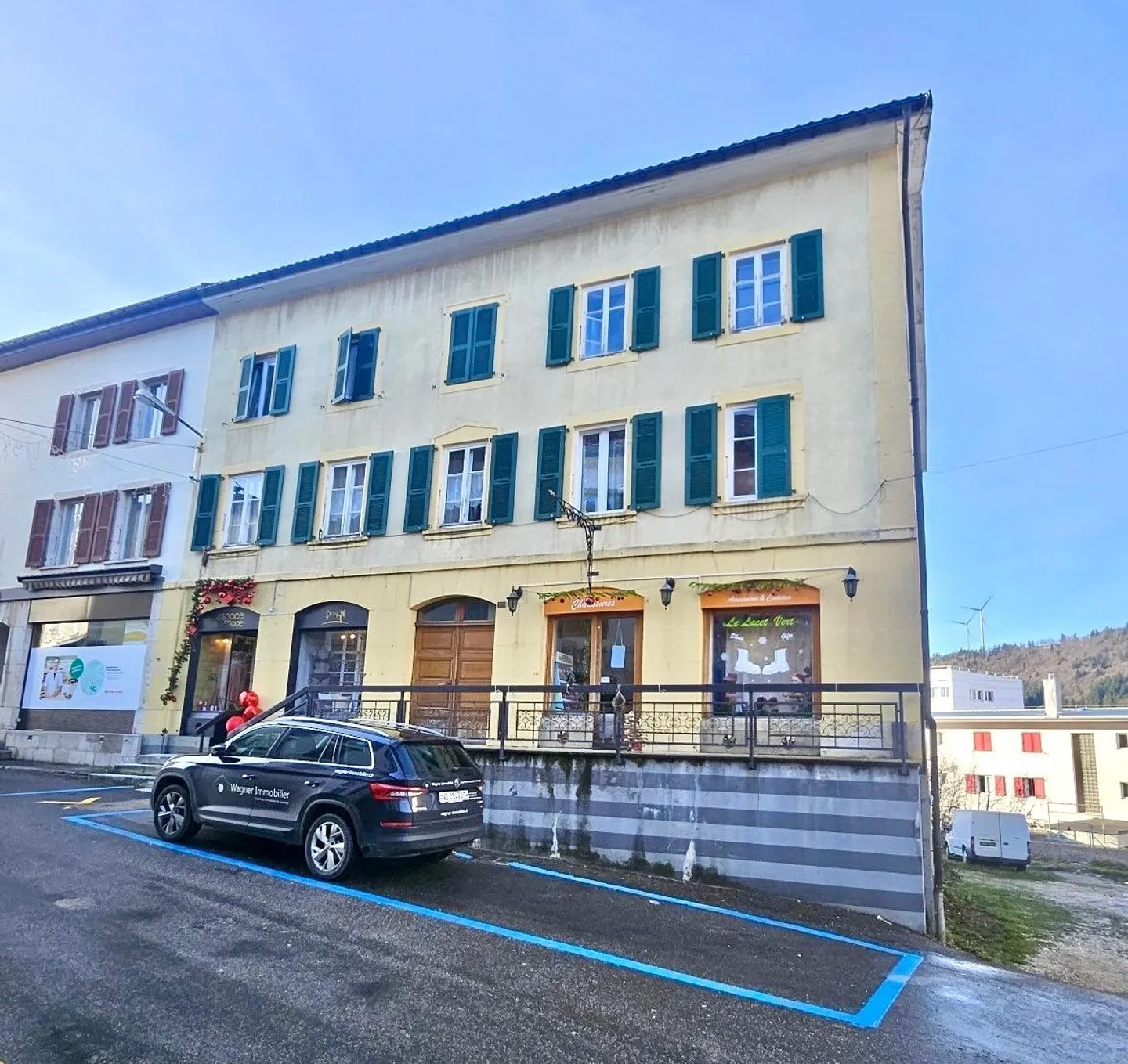 Immeuble résidentiel à vendre - Photo 2 sur 2