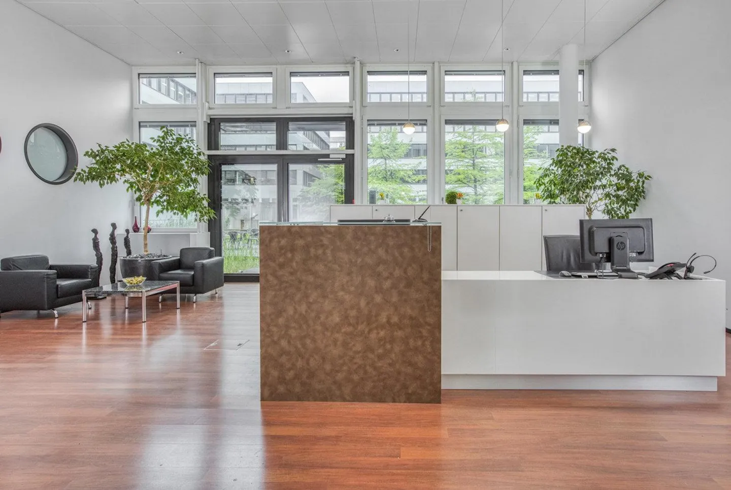 Privates Büro für 15 in Regus - Foto 4 von 8