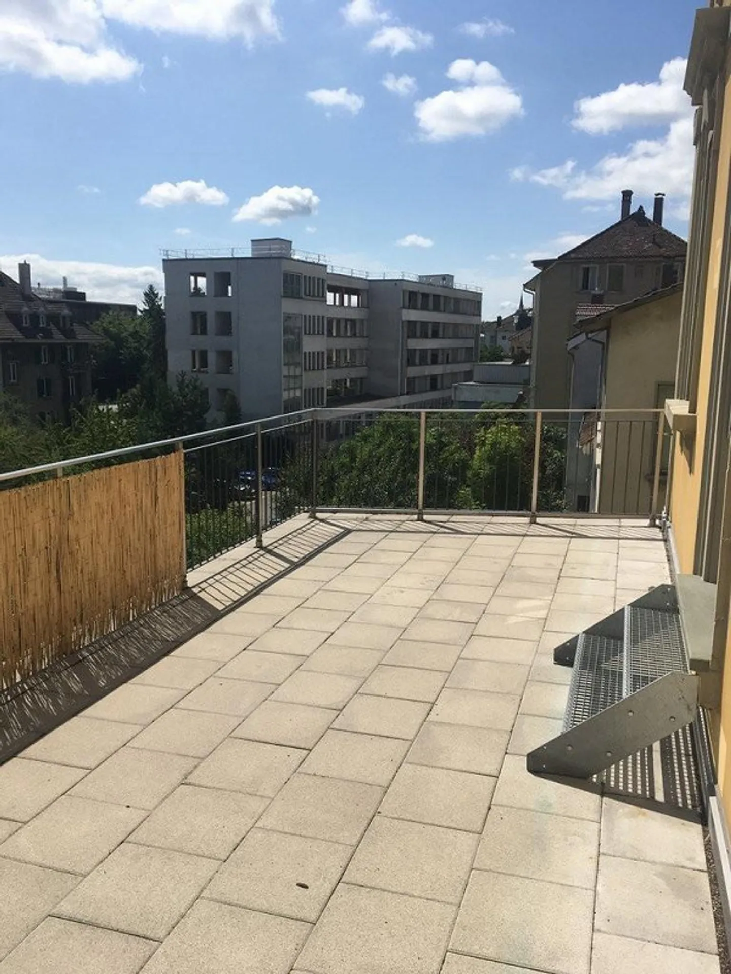 Your new home with a cozy seating area in Biel! - Photo 8 of 9