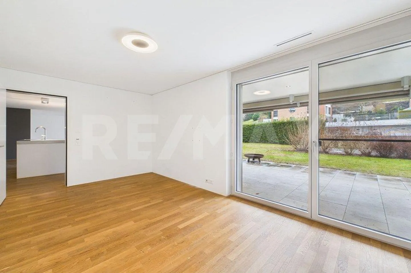 Superbo appartamento di 4,5 stanze ben tenuto in una posizione centrale ad Altendorf / SZ in affitto! - Foto 13 di 13