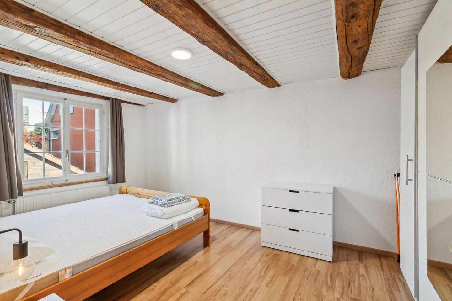 Maison avec caractère - Photo 2 sur 6