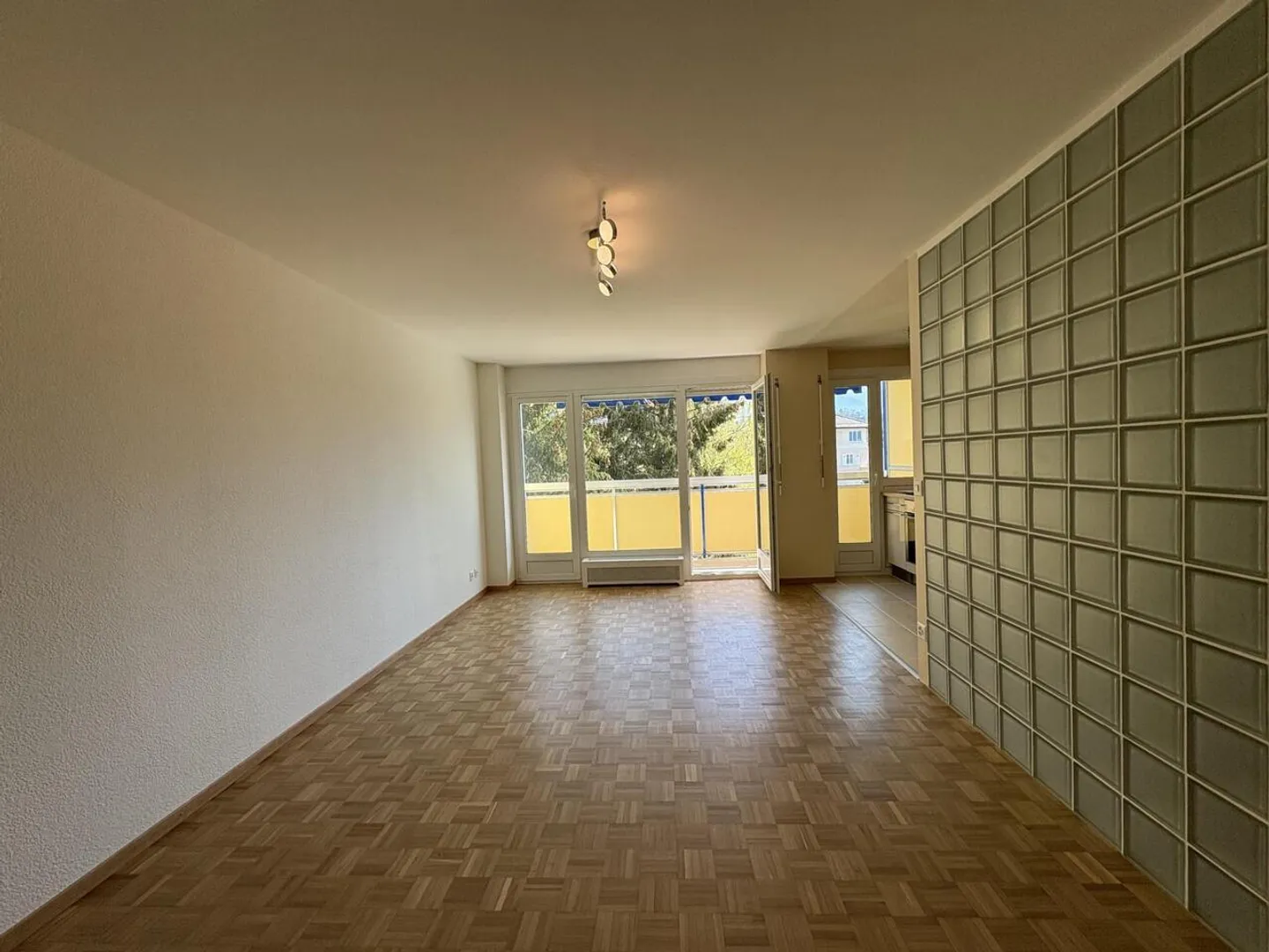 Carino 1.5 locali con balcone completamente ristrutturato - Foto 4 di 8