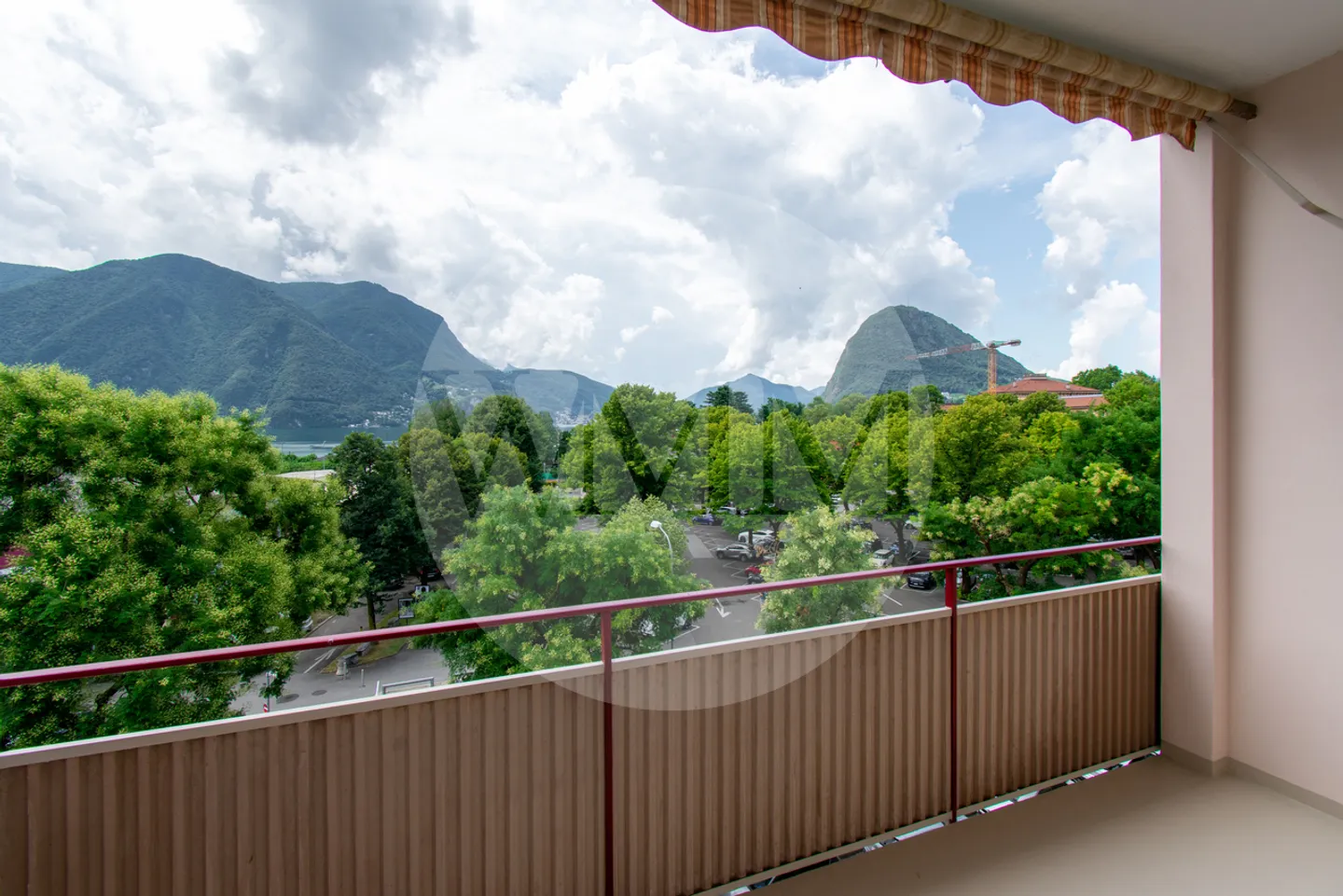 Charming 2.5 Room Apartment - Photo 2 of 11