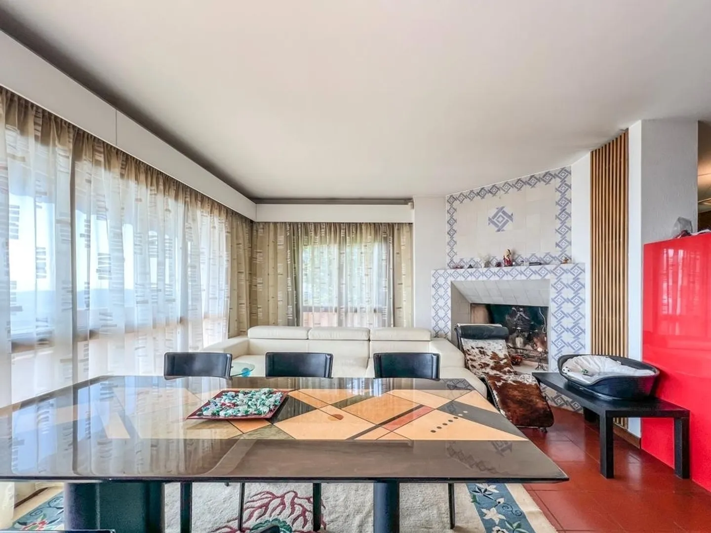 Il paradiso perfetto per le famiglie: Spaziosa casa 10.5 locali a Tremona! - Foto 6 di 11