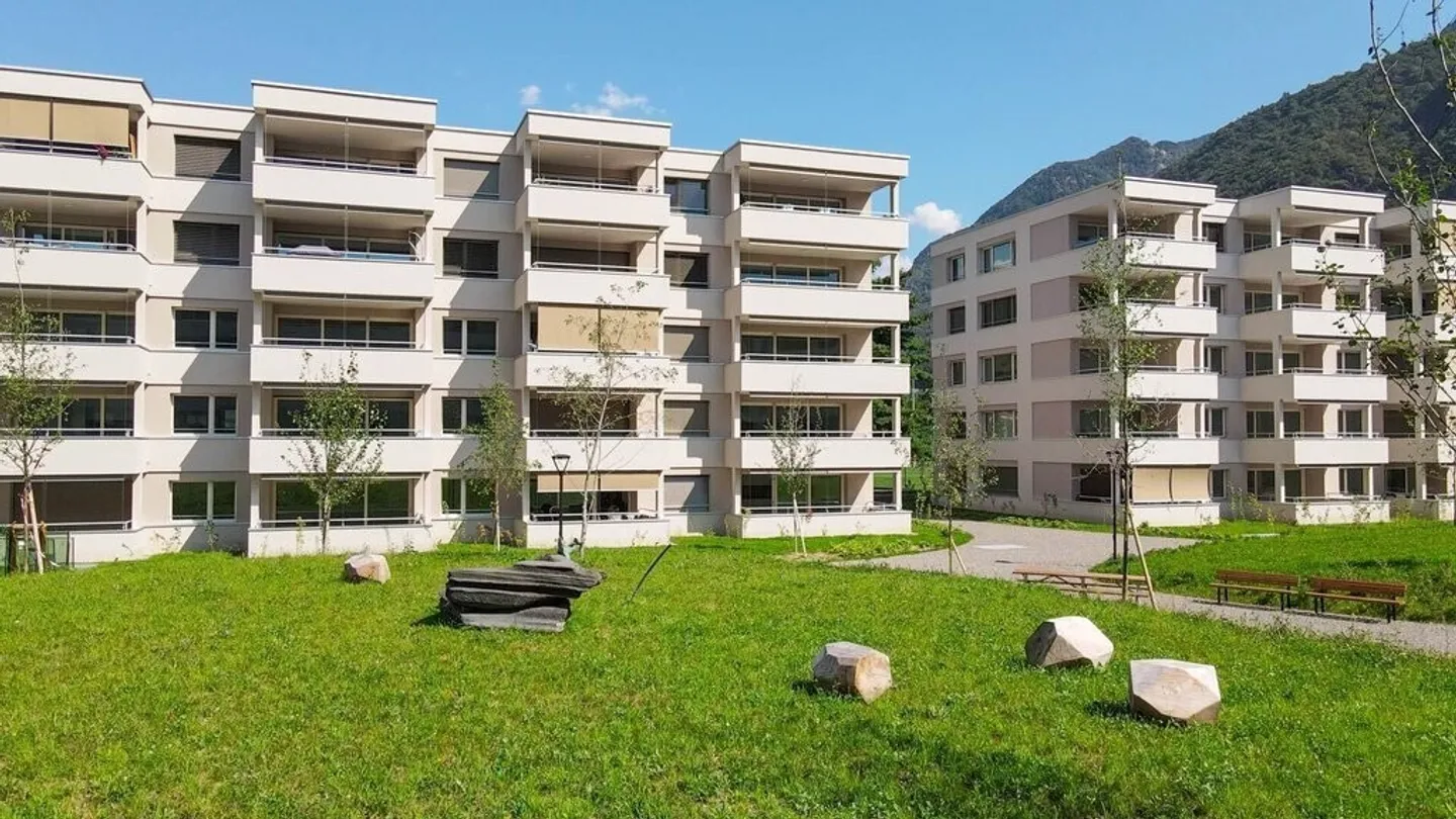 Appartamento moderno in parco verde - Foto 1 di 6