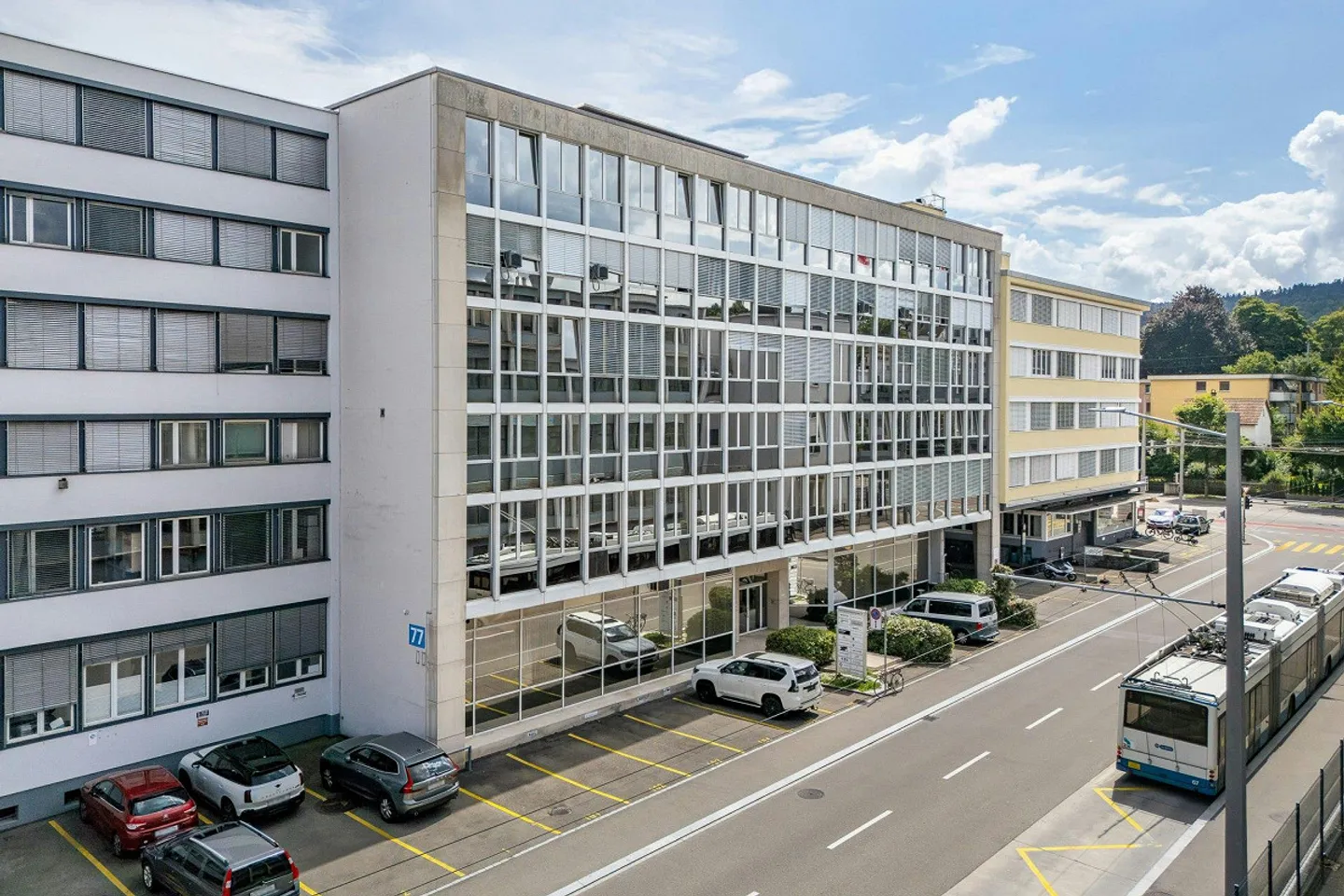 Attractive office space on the 4th floor with optimal accessibility - Photo 7 of 8