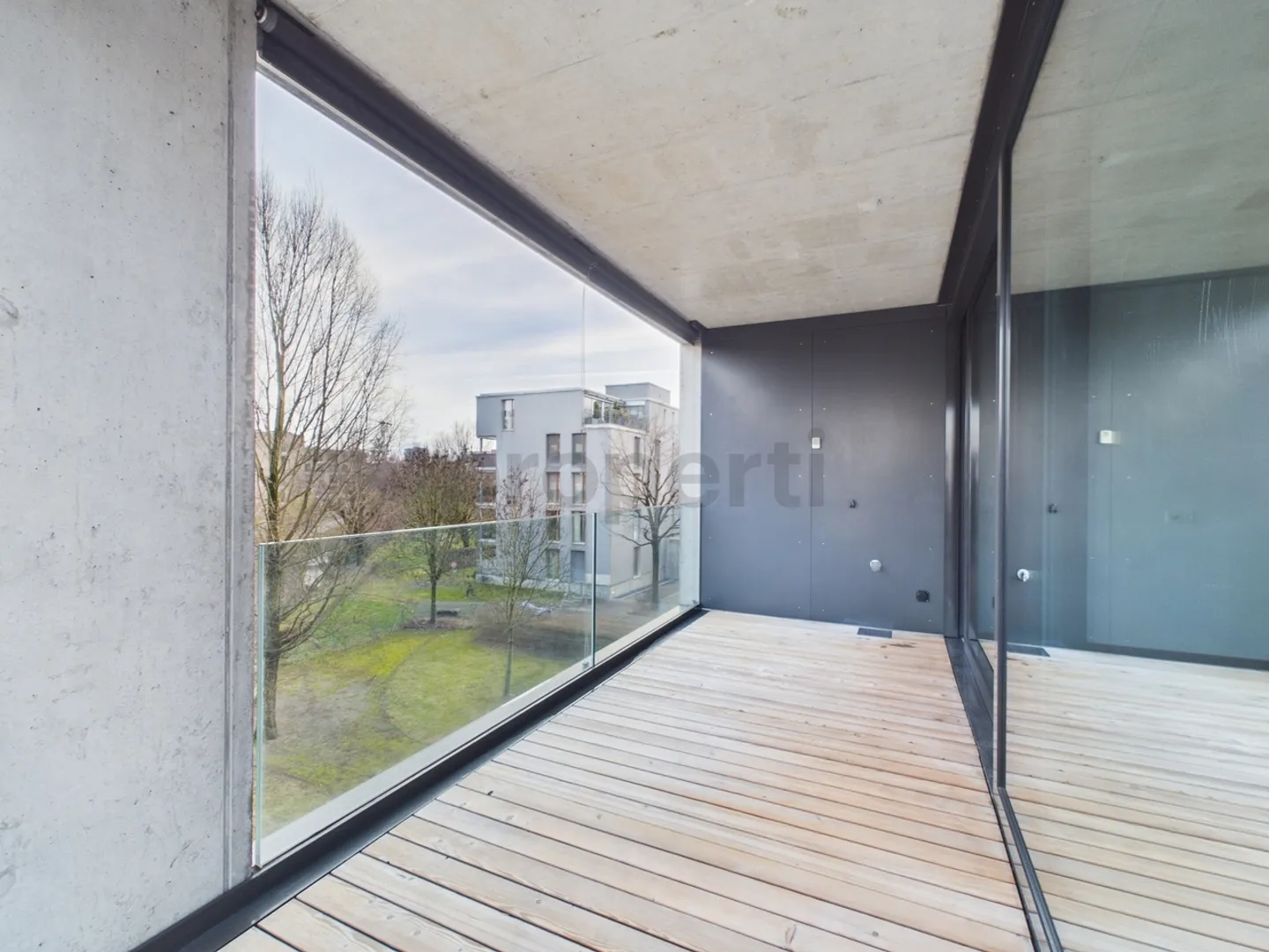 Moderno appartamento di 3,5 stanze con balcone a Bienne - Foto 10 di 11