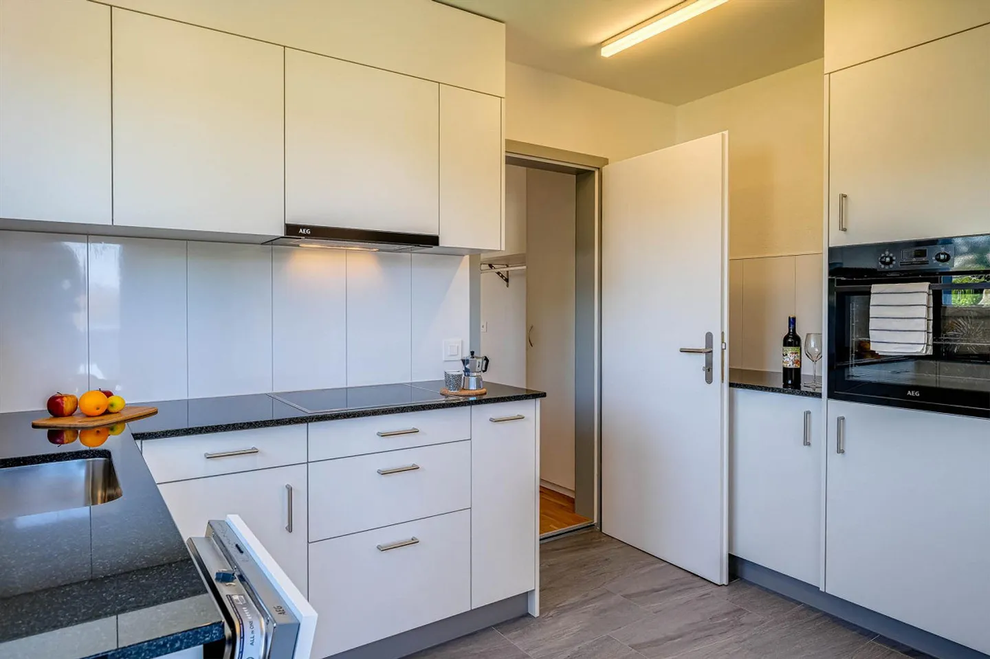 Appartamento attico 4.5 camere ultra moderno con panorama a 360° - Foto 9 di 13