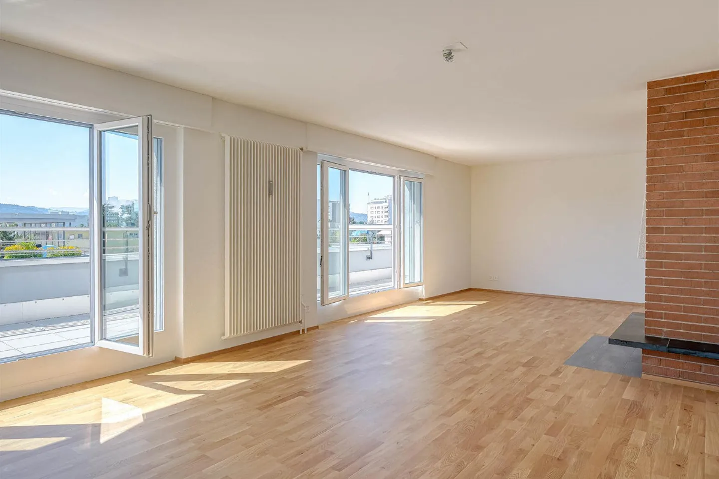 Appartamento attico 4.5 camere ultra moderno con panorama a 360° - Foto 6 di 13