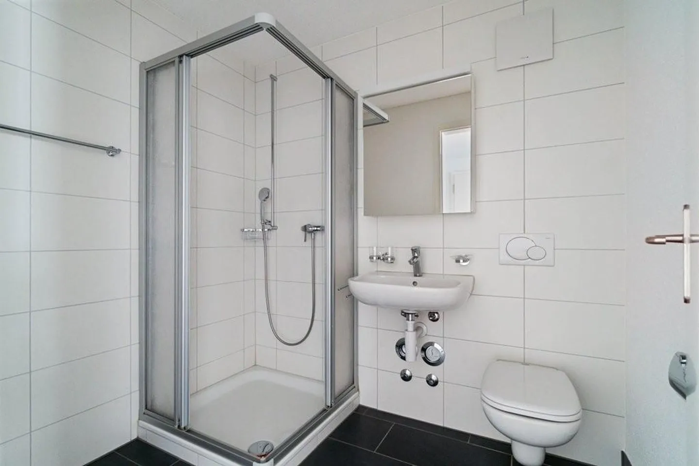 La Felicità della Vostra Famiglia - Appartamento Attraente Vicino alla Città - Foto 4 di 12