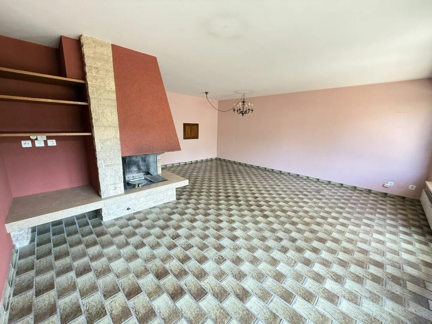 Maison individuelle d'angle de 4 1/2 pièces située au calme avec jardin - Photo 5 sur 21