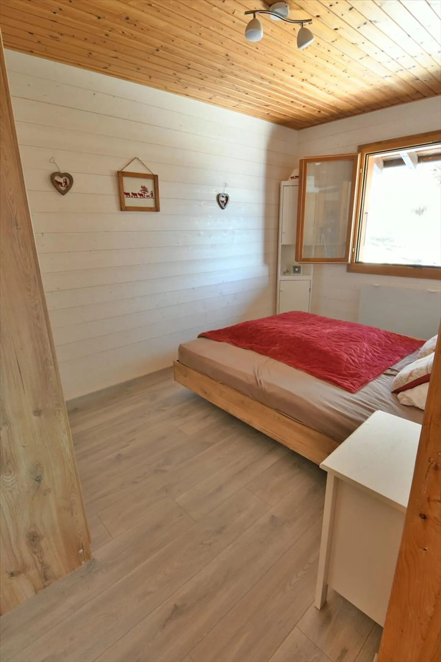 Wunderschöner, renovierter Duplex mit 6,5 Zimmern, sehr gut gelegen in Mayens-de-Chamoson - Foto 7 von 15
