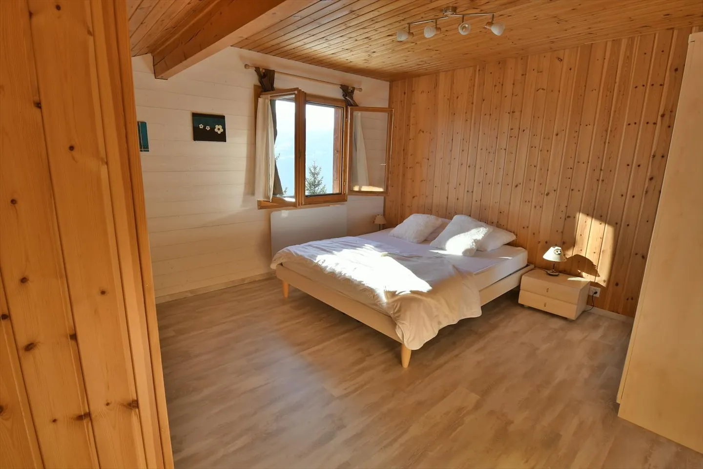 Wunderschöner, renovierter Duplex mit 6,5 Zimmern, sehr gut gelegen in Mayens-de-Chamoson - Foto 8 von 15