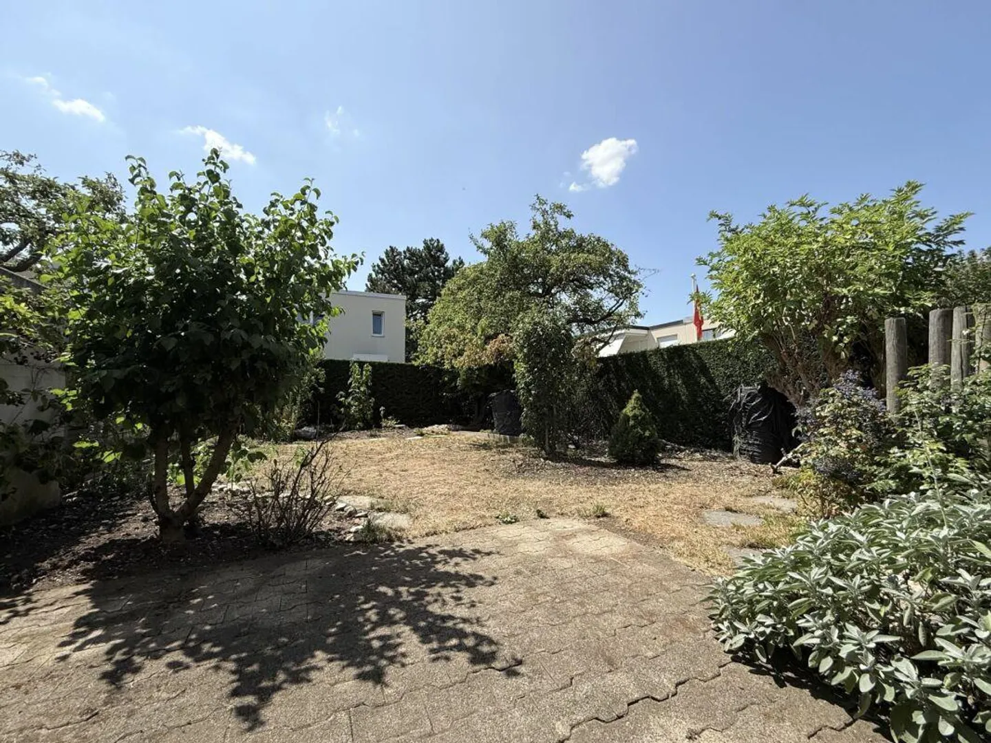 Maison individuelle d'angle de 4 1/2 pièces située au calme avec jardin - Photo 13 sur 21