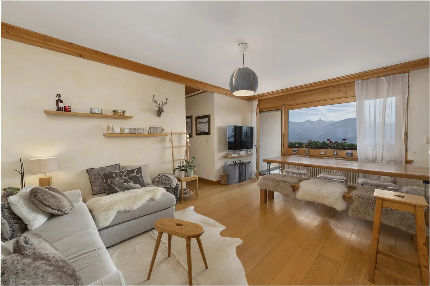 Appartamento 3.5 stanze - Foto 1 di 12