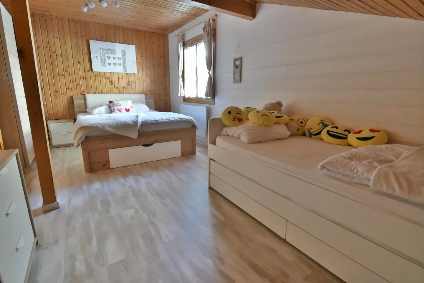 Wunderschöner, renovierter Duplex mit 6,5 Zimmern, sehr gut gelegen in Mayens-de-Chamoson - Foto 9 von 15