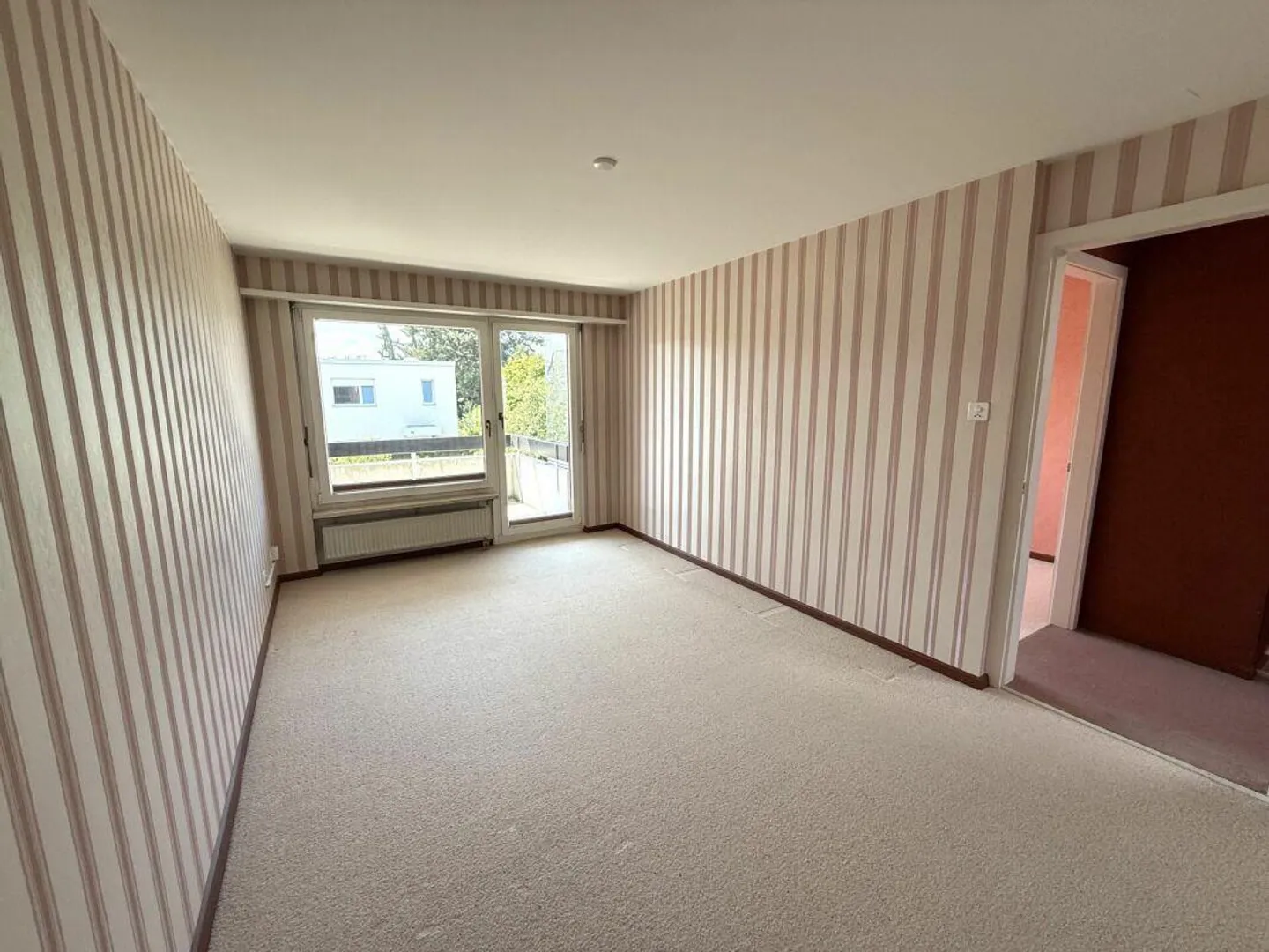 Maison individuelle d'angle de 4 1/2 pièces située au calme avec jardin - Photo 11 sur 21