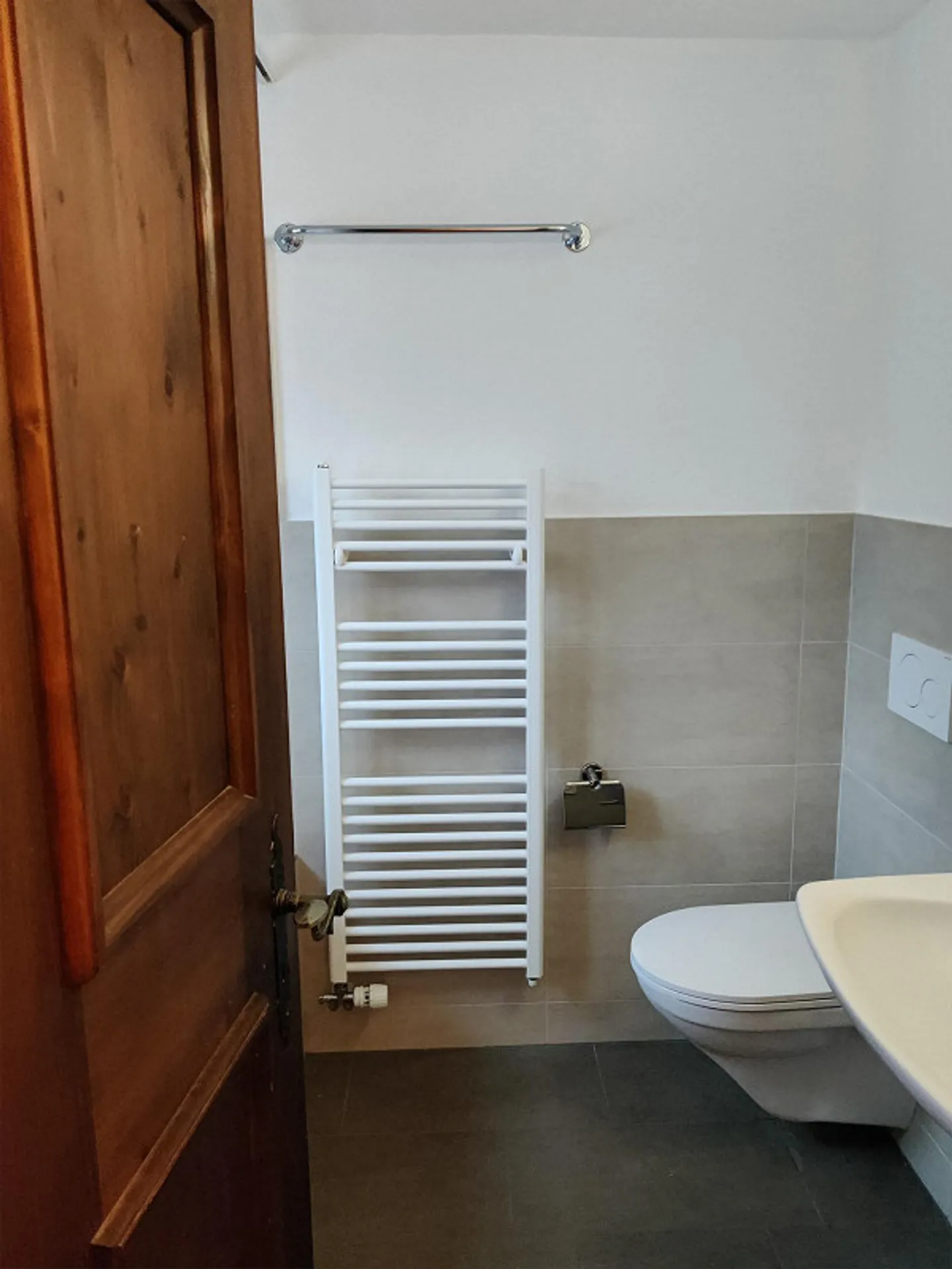 Schöne 1.5-Zimmerwohnung im Herzen von Klosters per 1. April 2026 - Foto 8 von 12