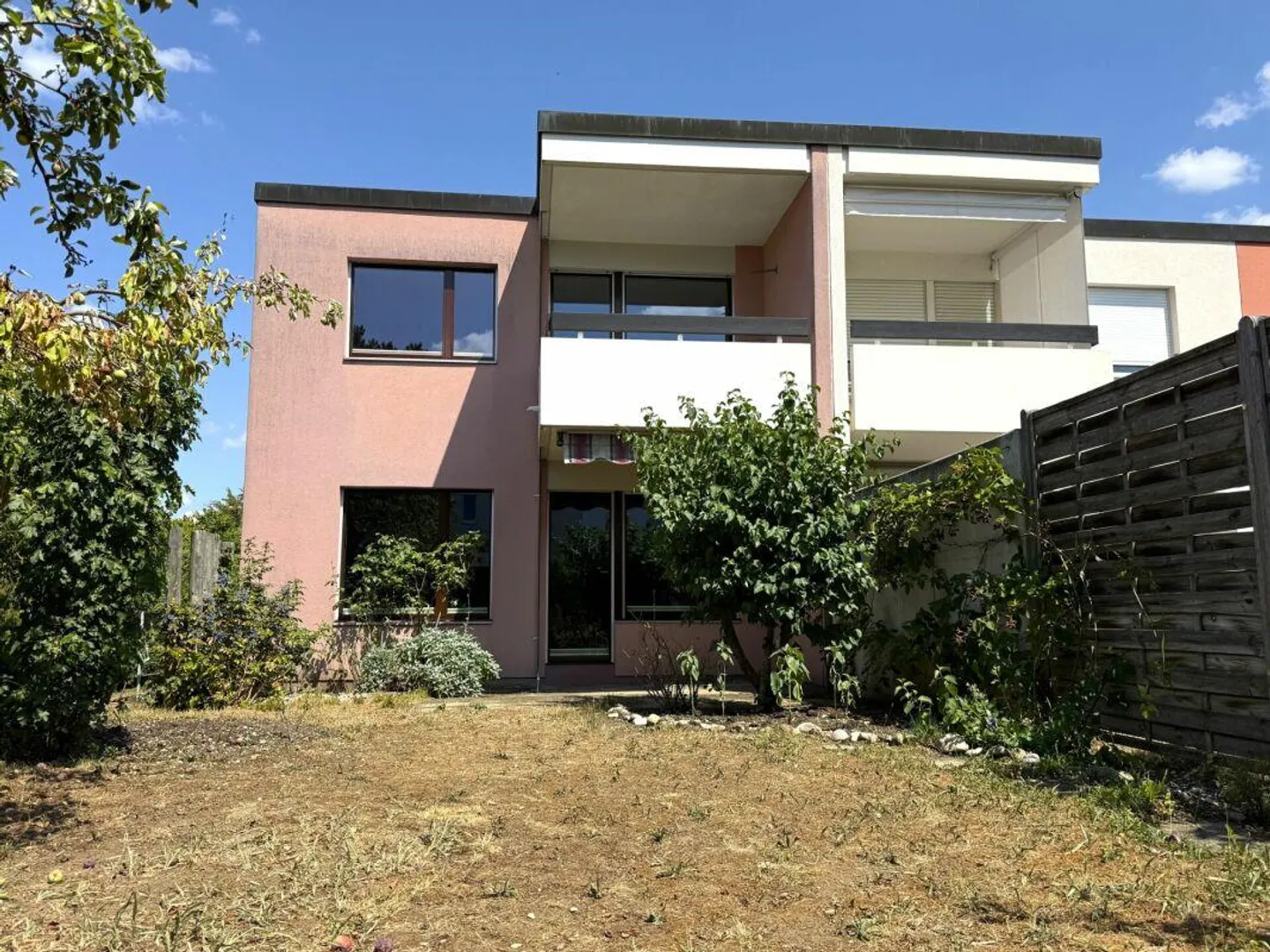 Maison individuelle d'angle de 4 1/2 pièces située au calme avec jardin - Photo 20 sur 21