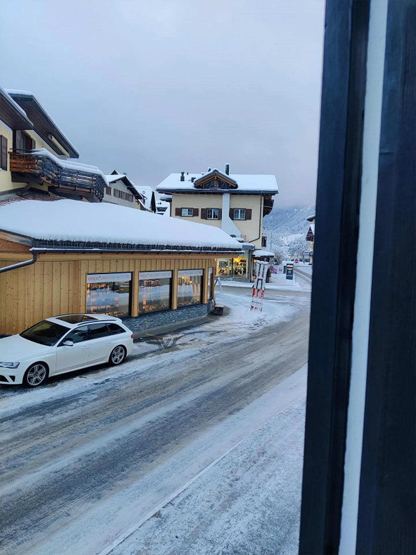 Schöne 1.5-Zimmerwohnung im Herzen von Klosters per 1. April 2026 - Foto 10 von 12